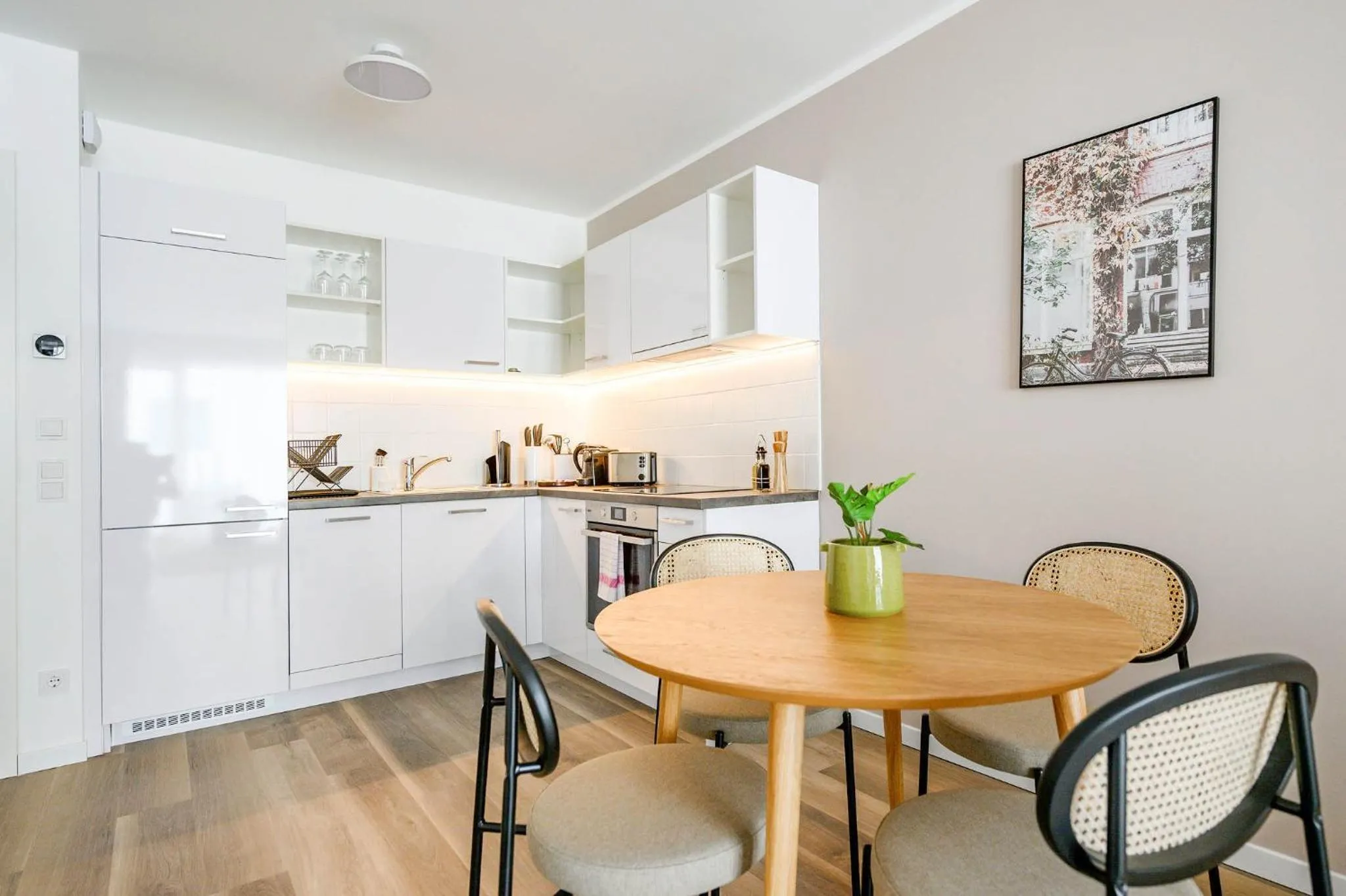 Kitchen or kitchenette in Limehome Budapest Mosonyi