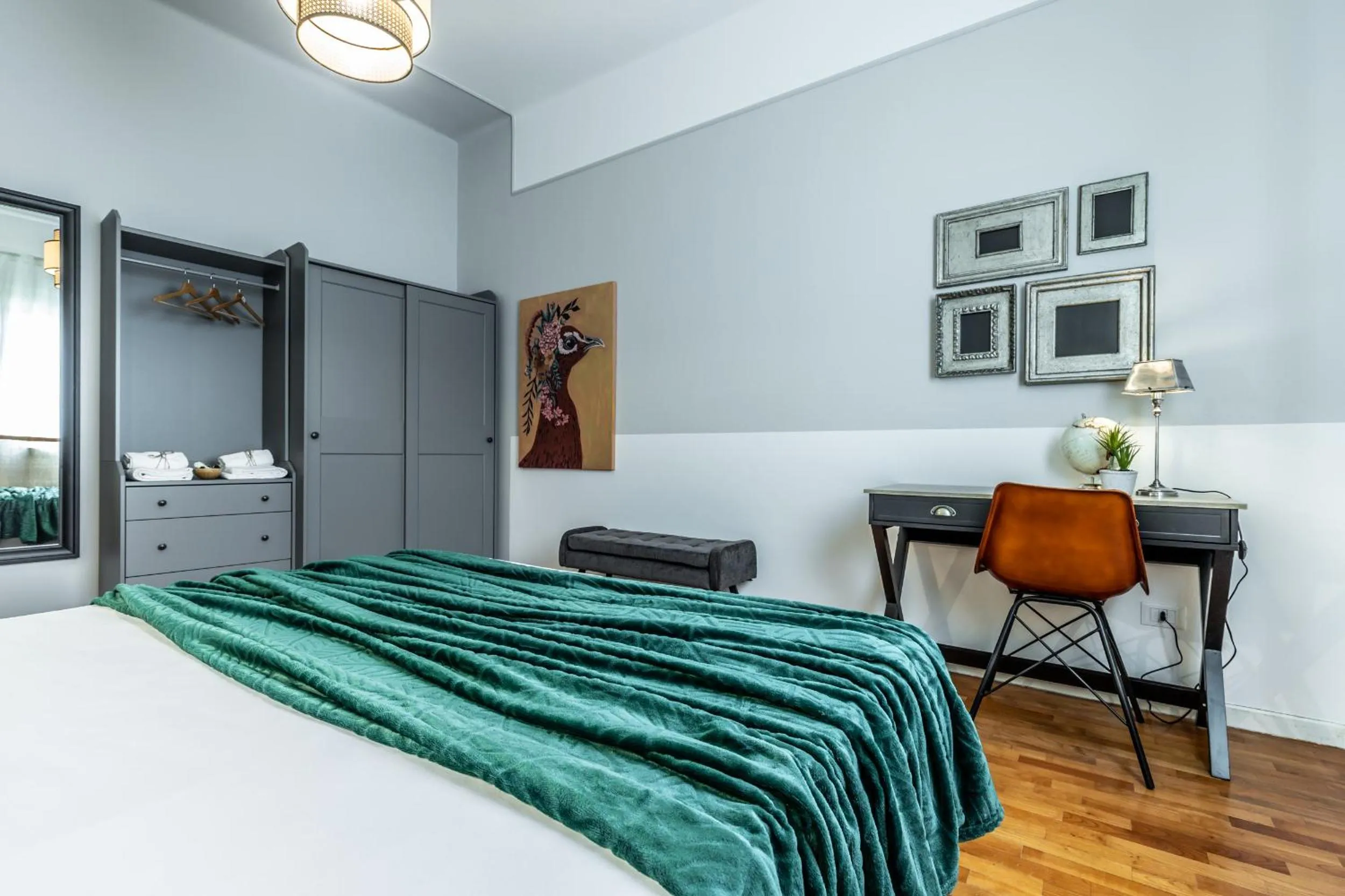 Bedroom, Bed in HouSmart Capo di Lucca 1