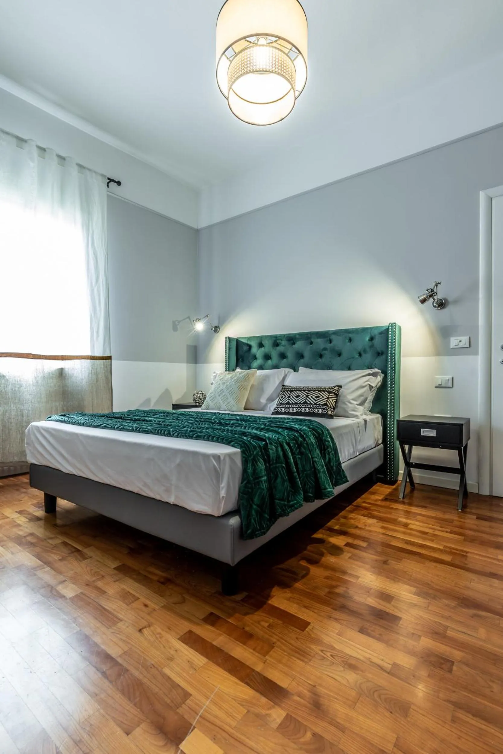 Bedroom, Bed in HouSmart Capo di Lucca 1