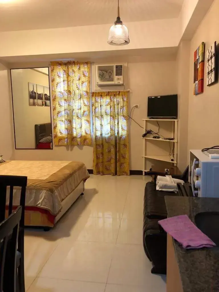 Bed in 101 Newport Boulevard-Favila Condotel Unit near Airport Bed in 101 Newport Boulevard-Favila Condotel Unit near Airport