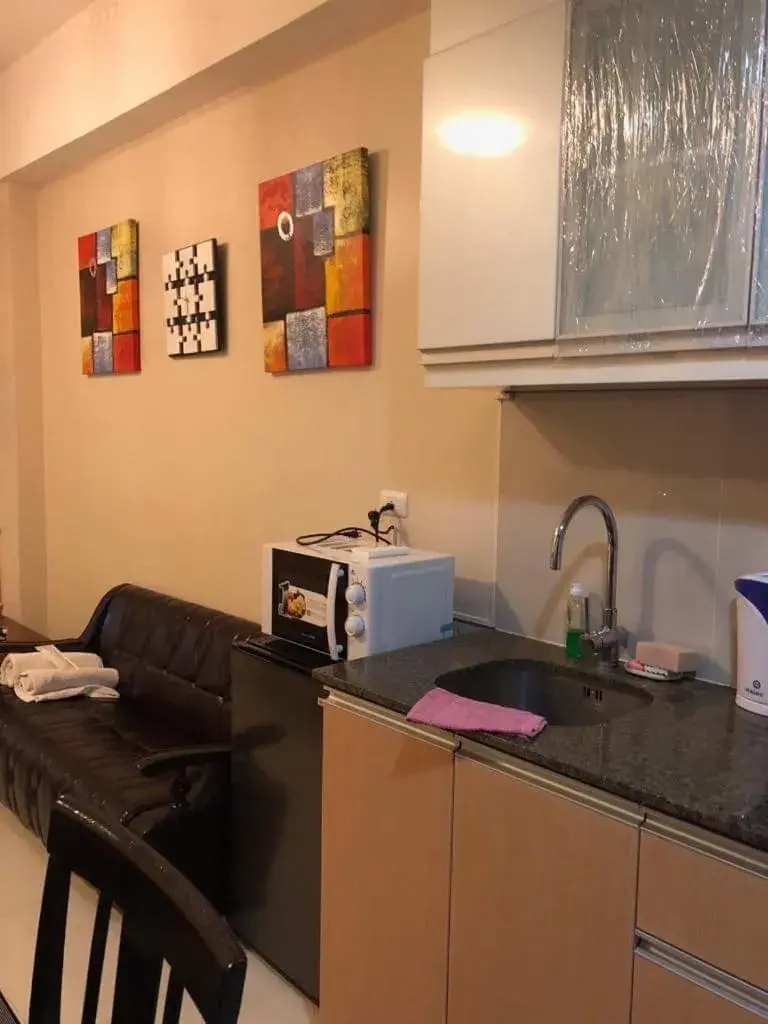 101 Newport Boulevard-Favila Condotel Unit near Airport 101 Newport Boulevard-Favila Condotel Unit near Airport