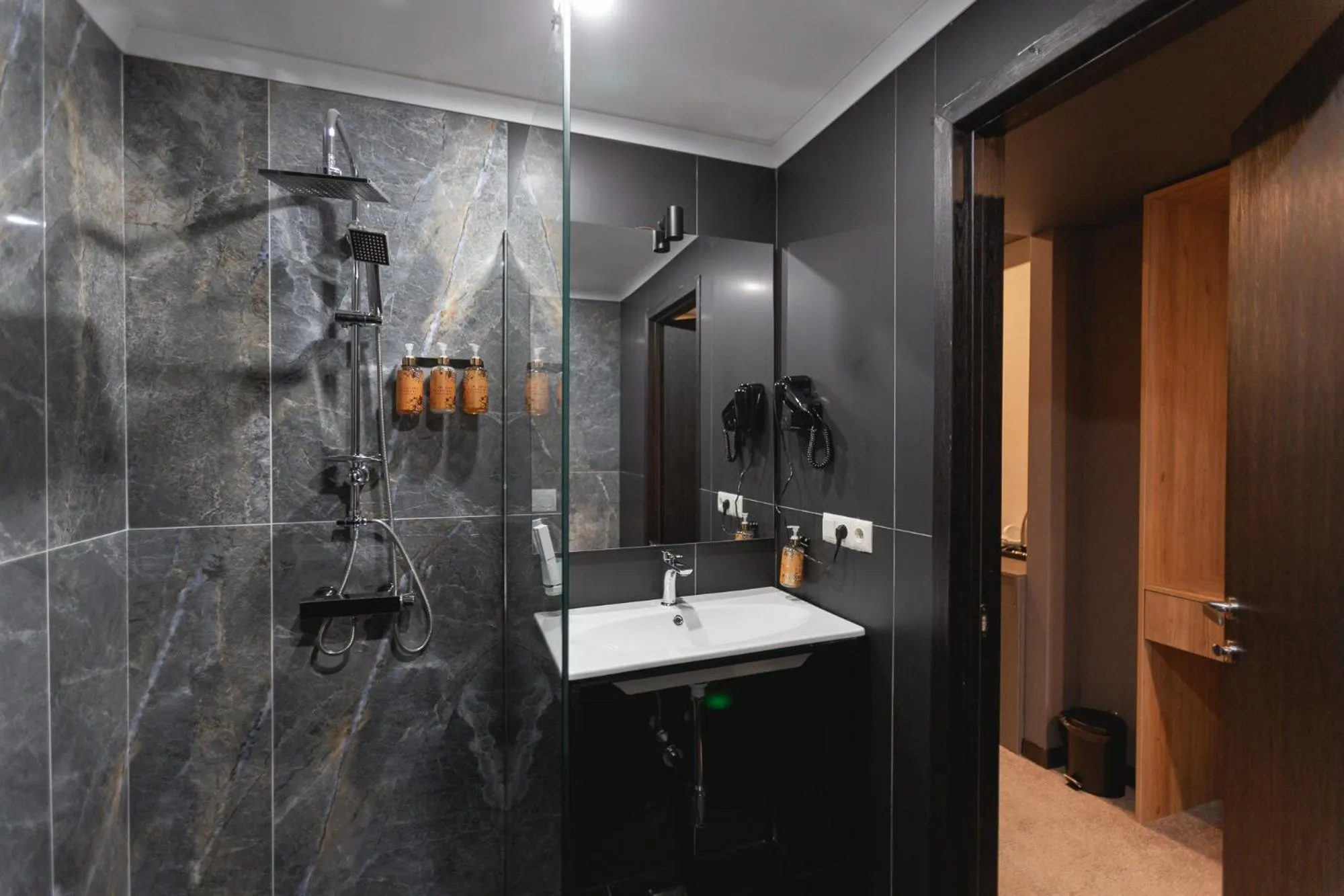 Shower in West Inn Georgia