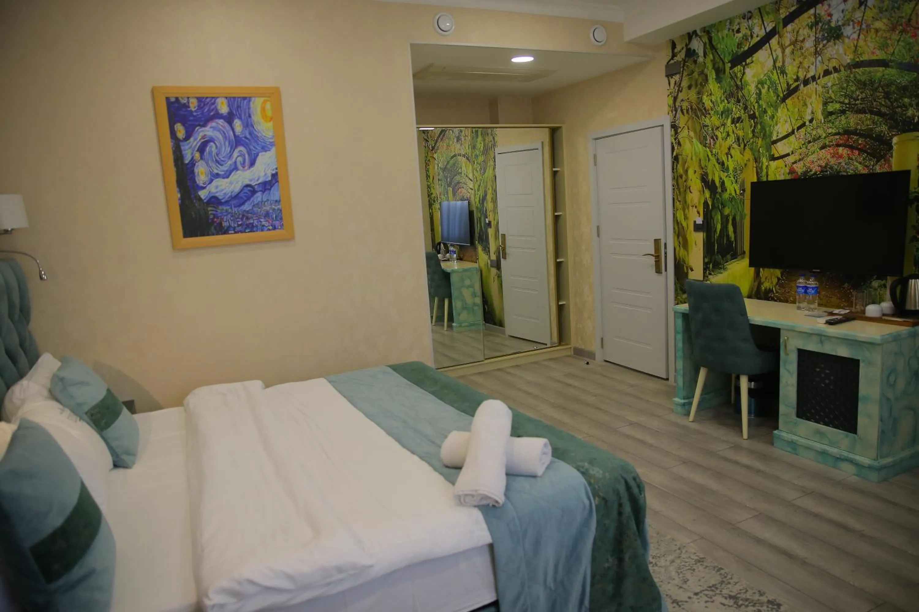 Family, Bed in Essam Deluxe Hotel