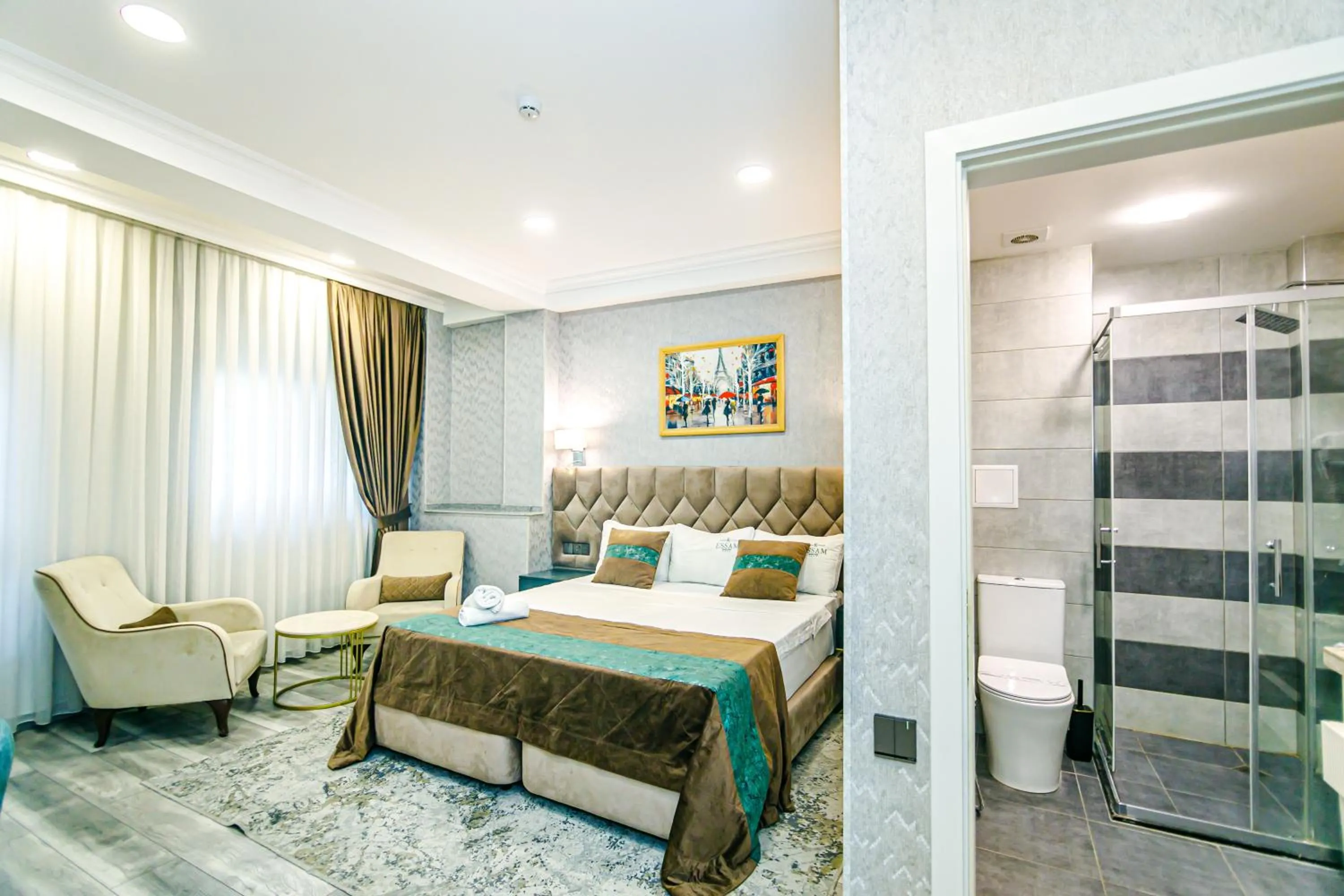 Photo of the whole room, Bed in Essam Deluxe Hotel