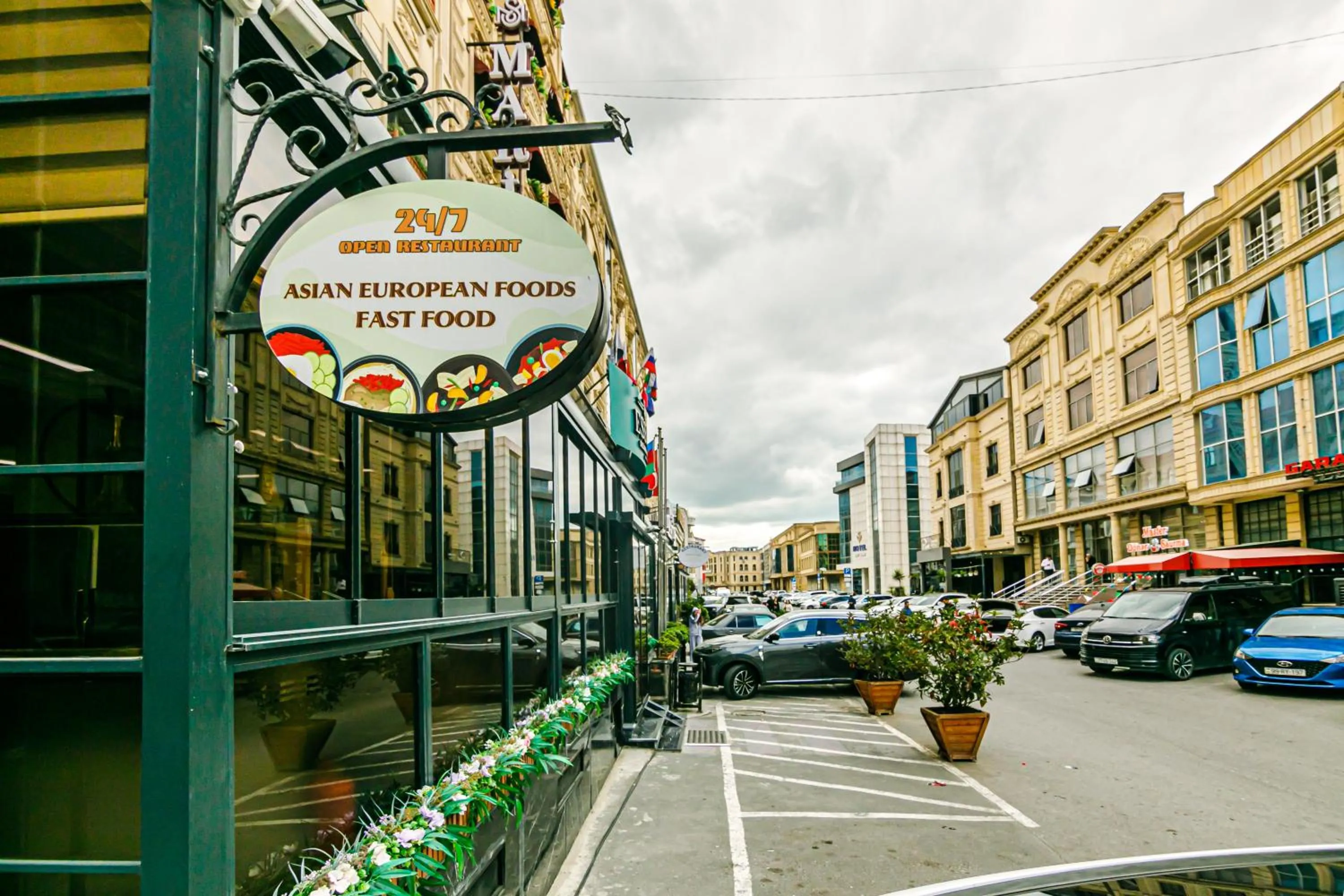 Parking in Essam Deluxe Hotel