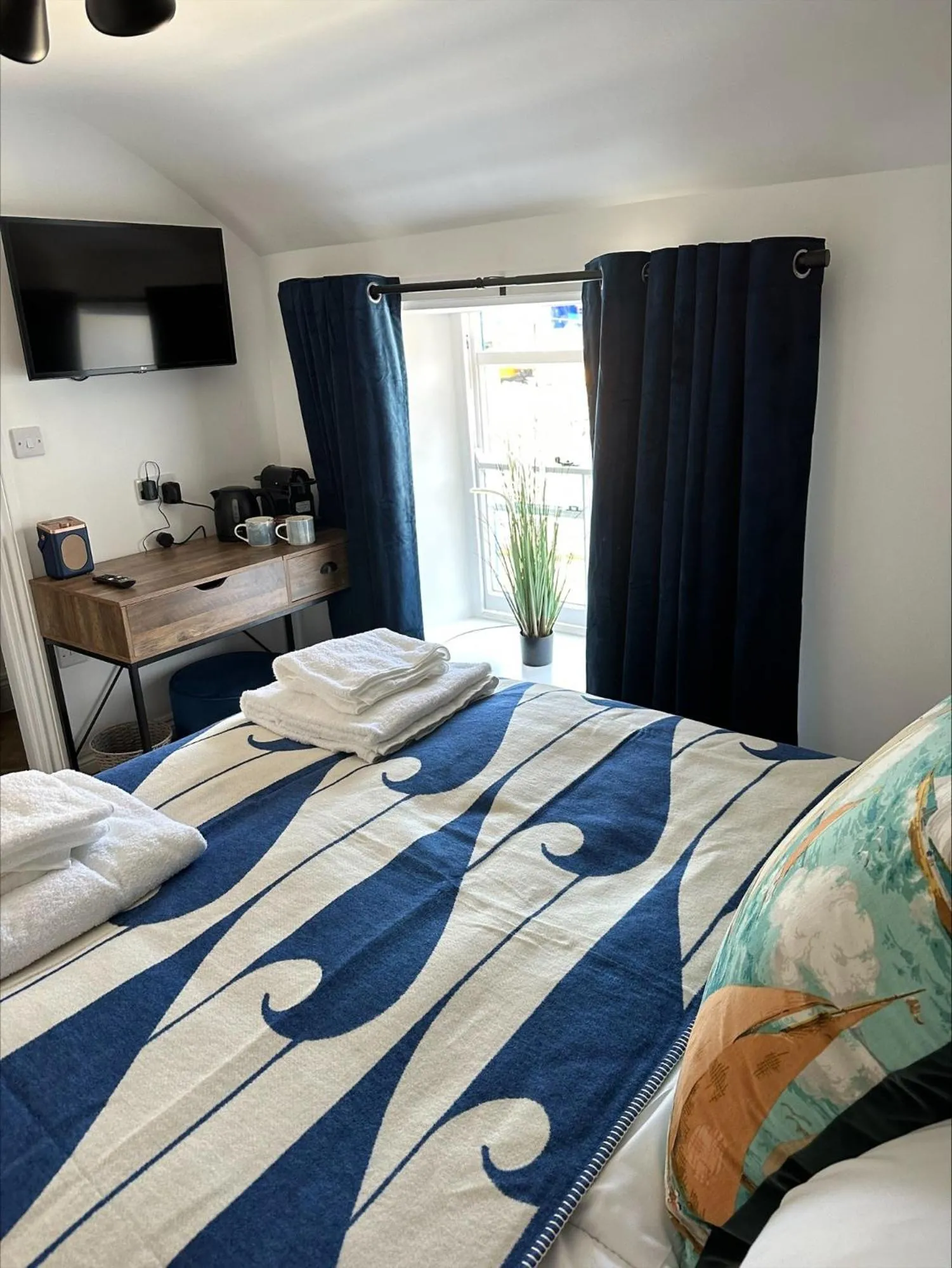 Bed in The Lugger Inn