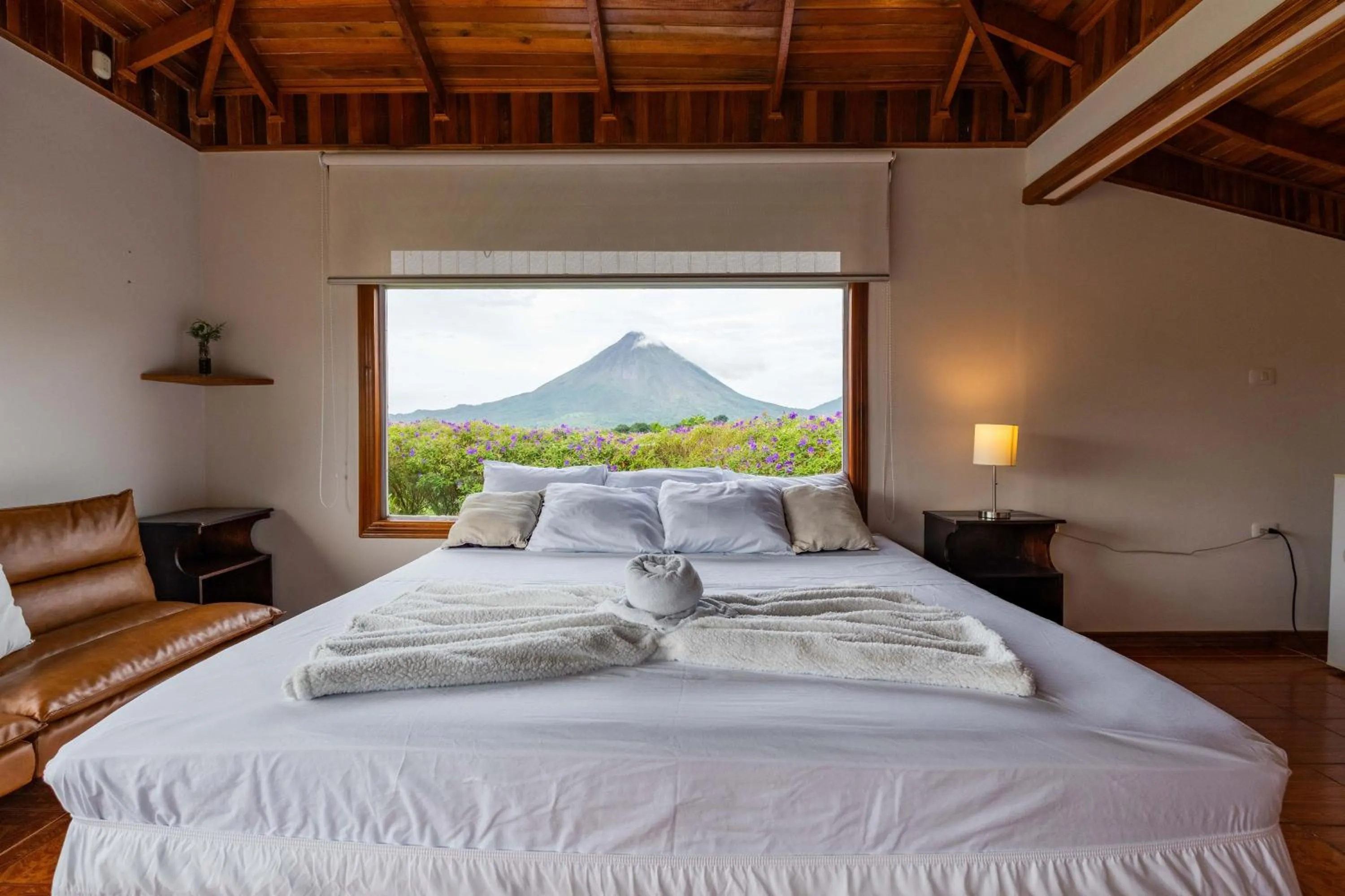 Bedroom, Bed in Chateau Arenal Hotel & Restaurante