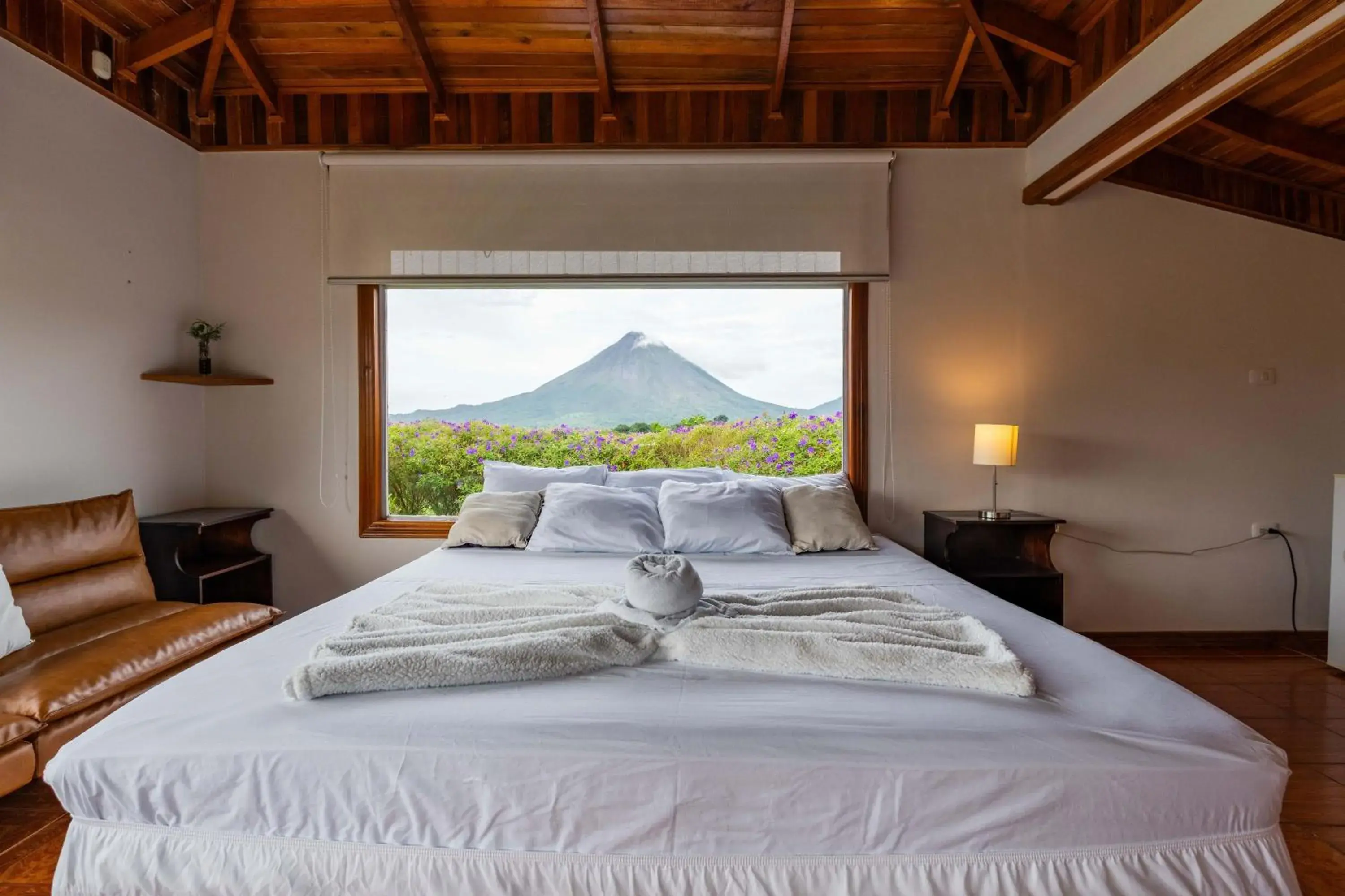 Family Bungalow in Chateau Arenal Hotel & Restaurante Family Bungalow in Chateau Arenal Hotel & Restaurante