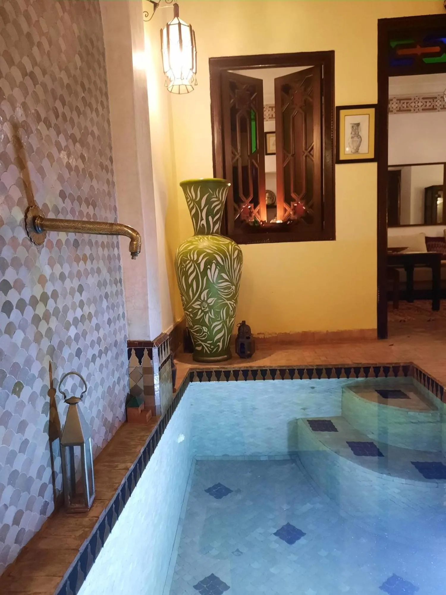 Swimming pool in Riad Aubrac