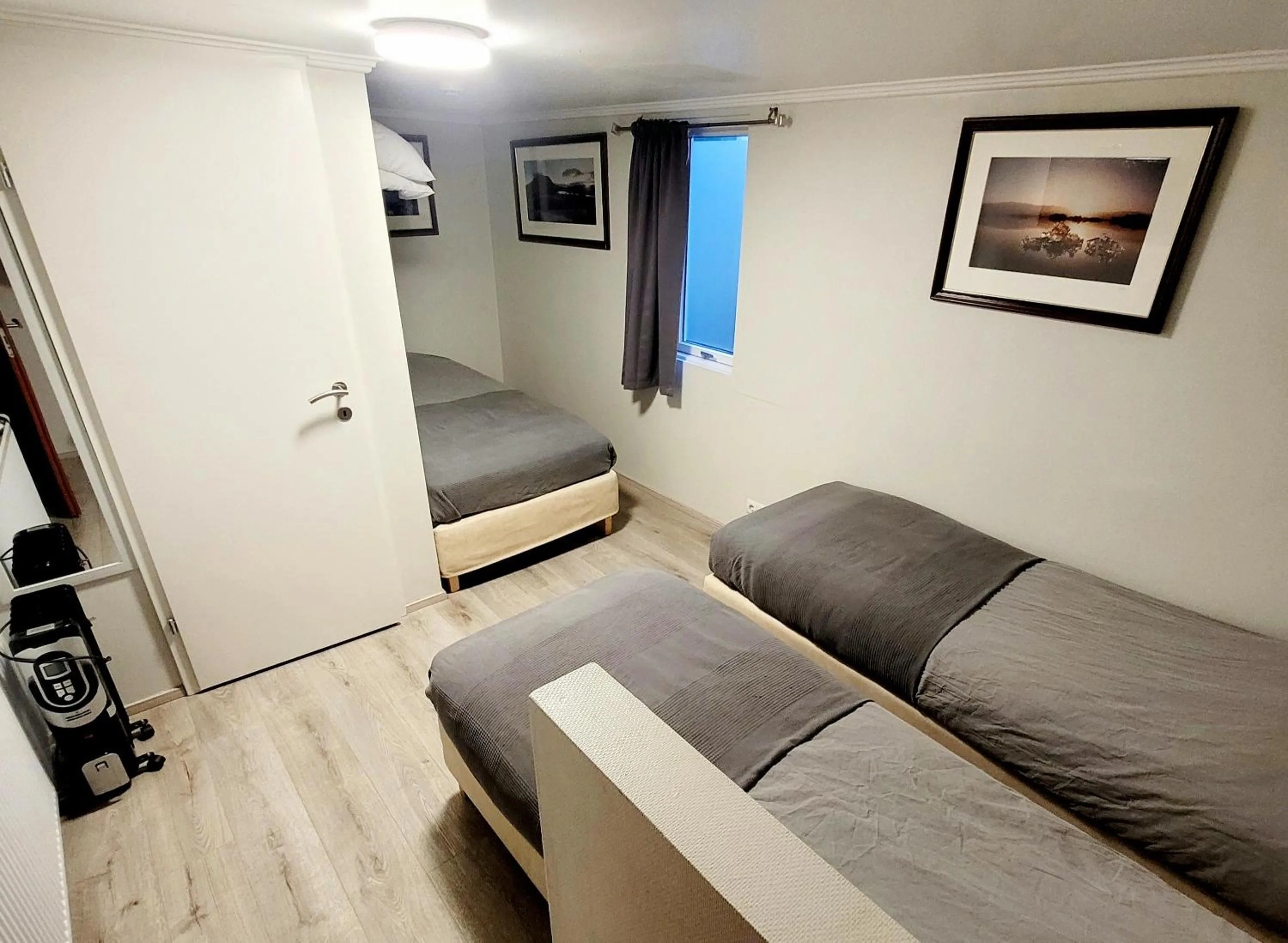 Bed in B&B Guesthouse - Bed and Breakfast Keflavik Centre