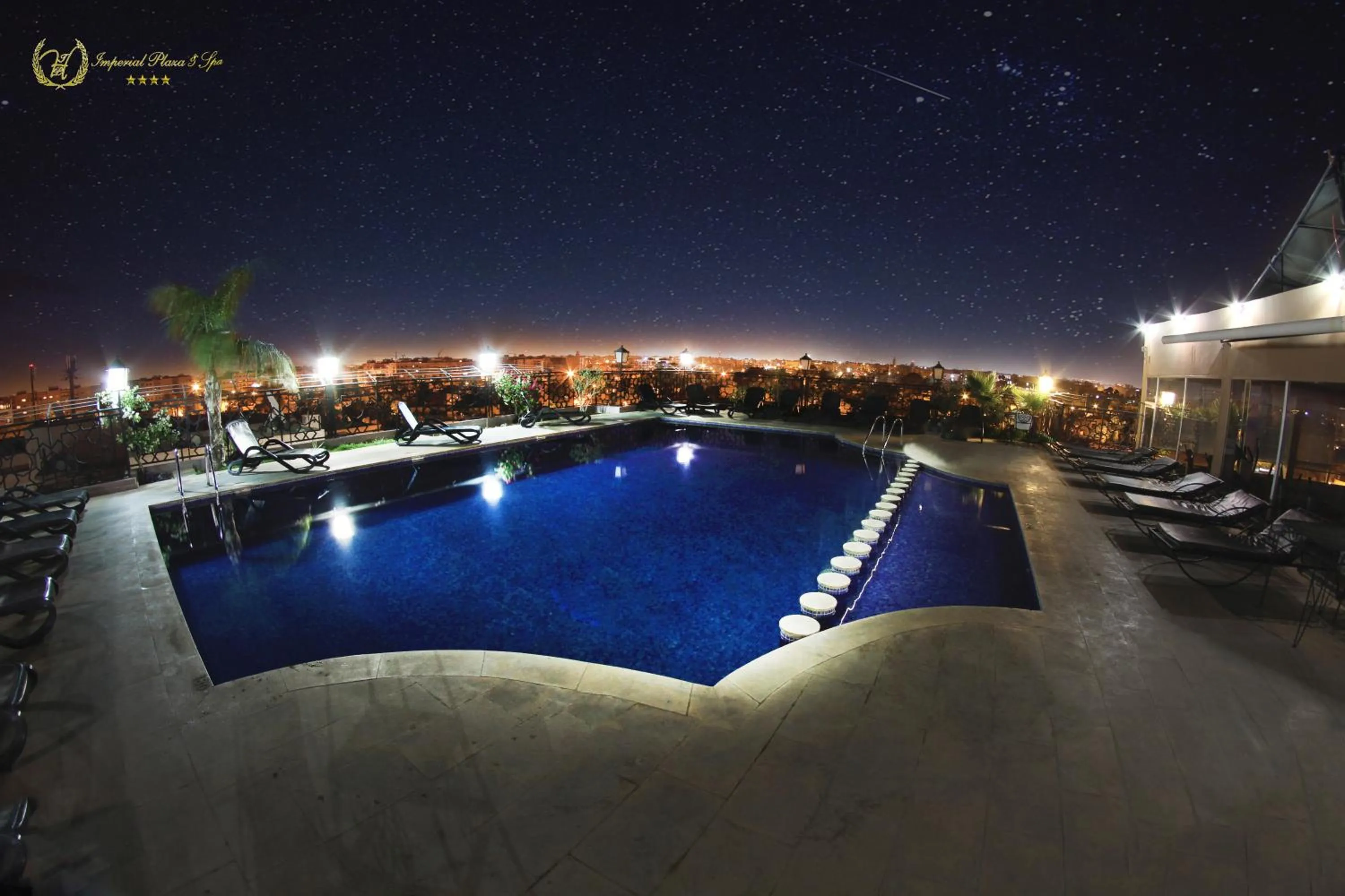 Swimming pool in Hotel Imperial Plaza & Spa