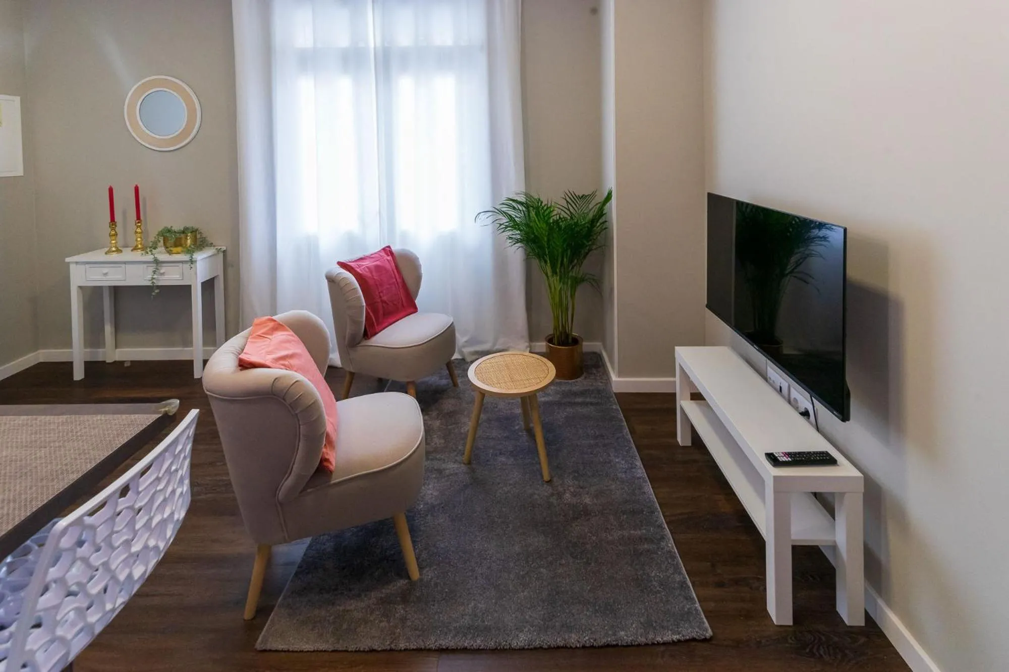 Photo of the whole room in Blue House