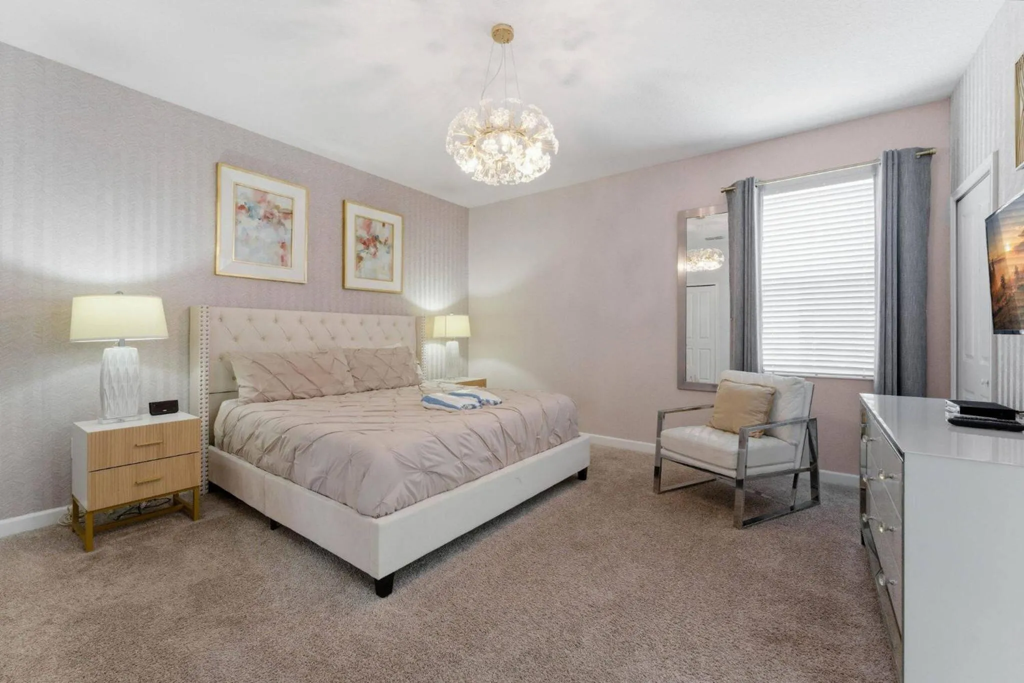 Other, Bed in Charming 4 bedroom house with Private Pool 1542