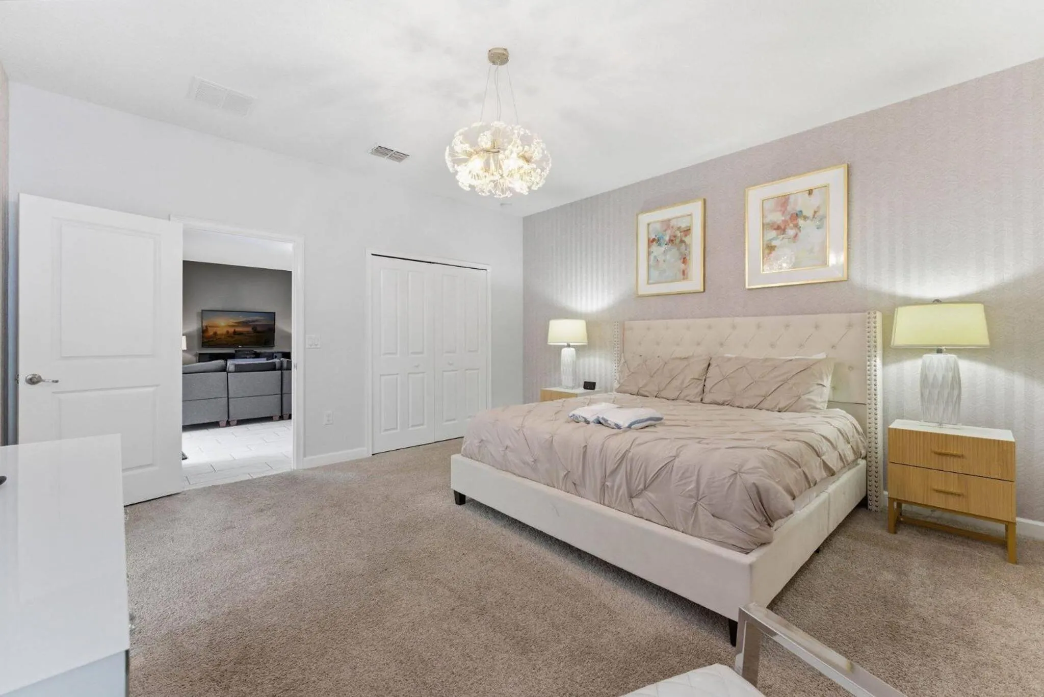 Other, Bed in Charming 4 bedroom house with Private Pool 1542