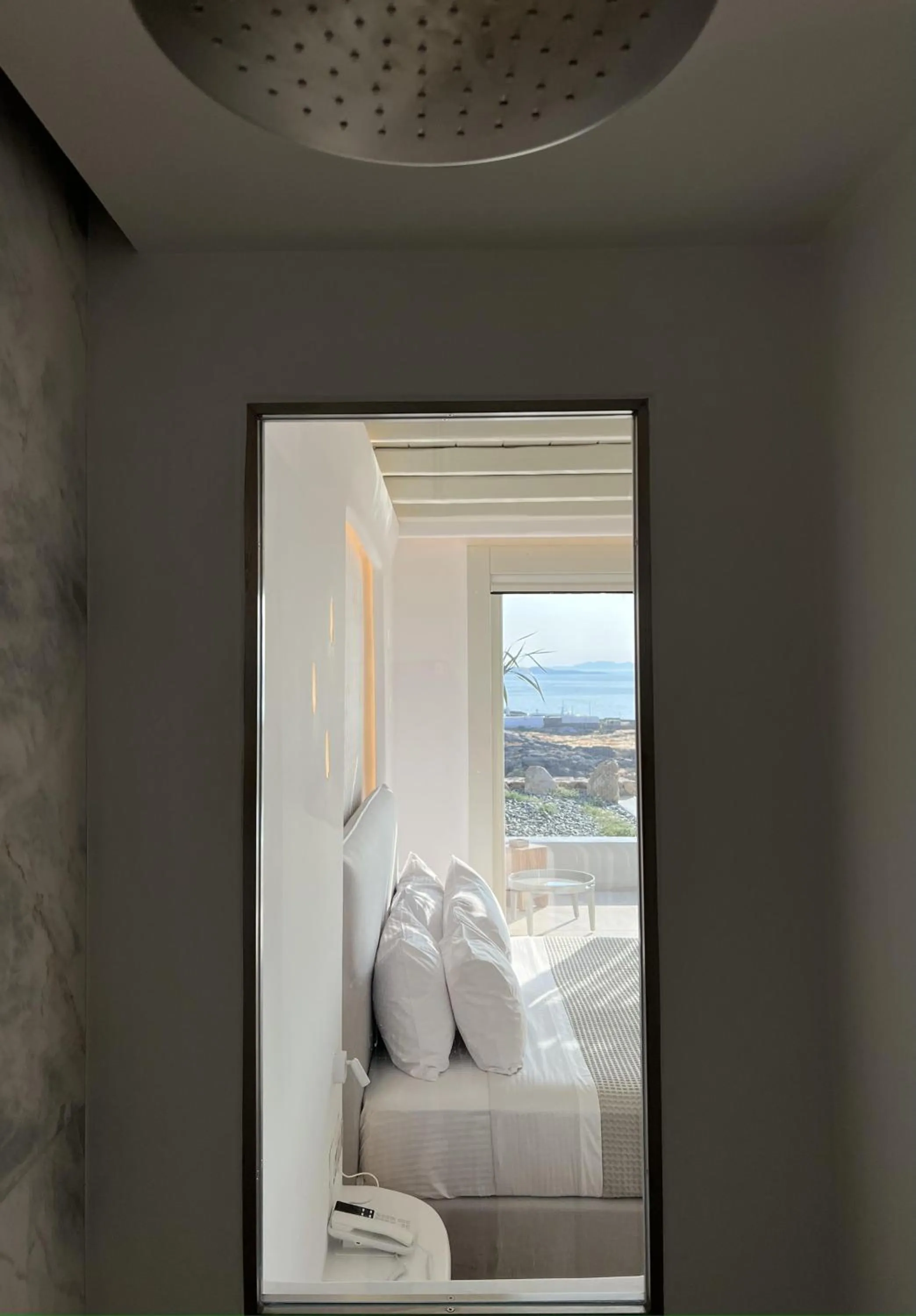 Shower, Bed in Nomia Sunset Suites Mykonos