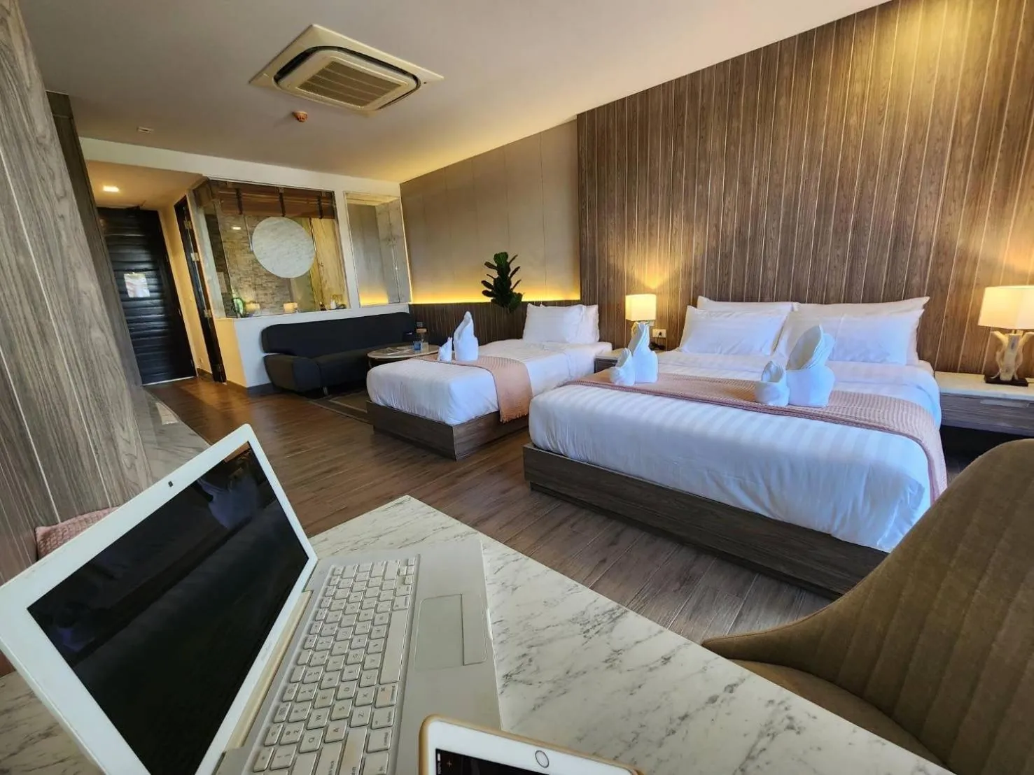 Bed in Alaita Boutique Phuket