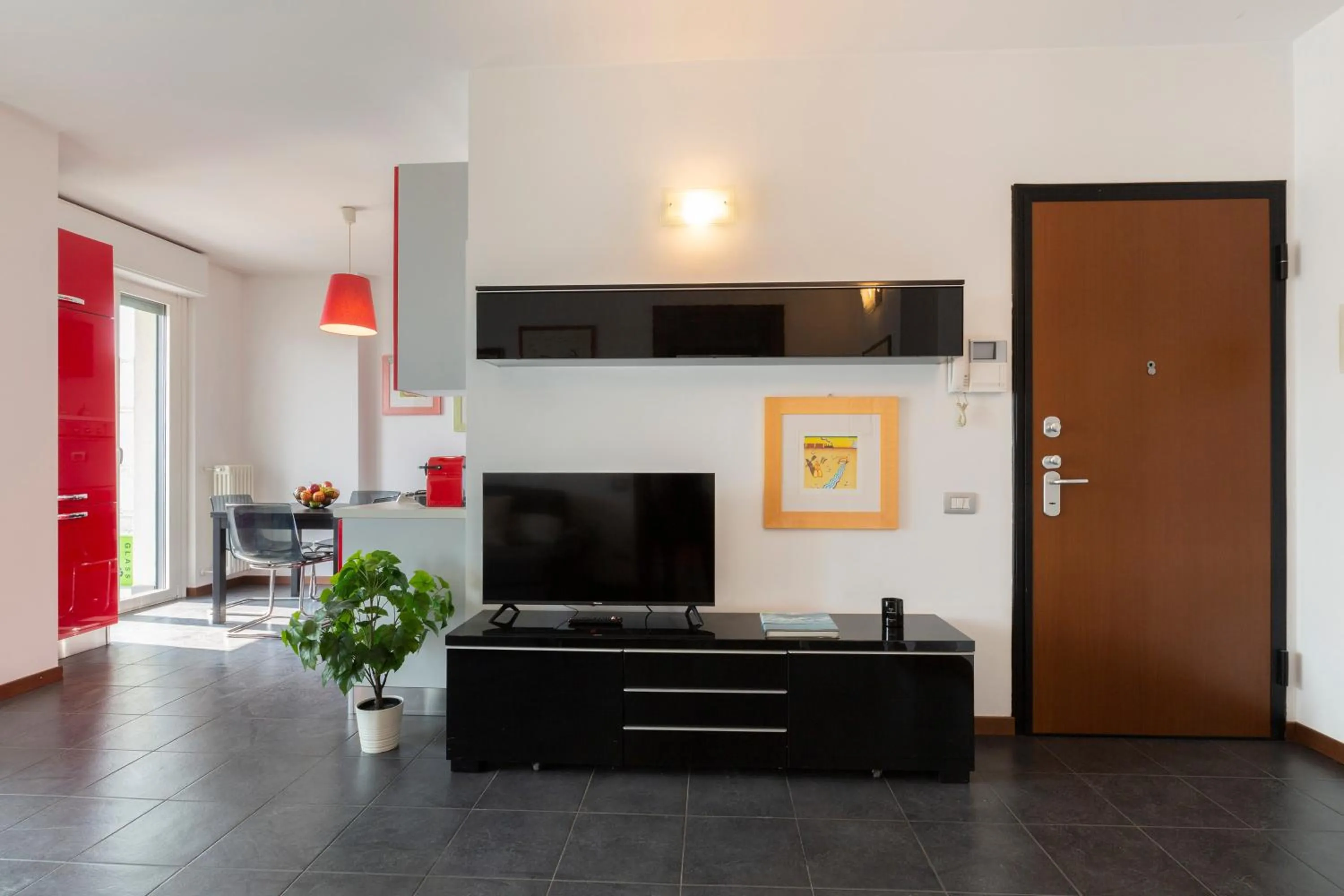 TV and multimedia in Sky Home Santa Giulia