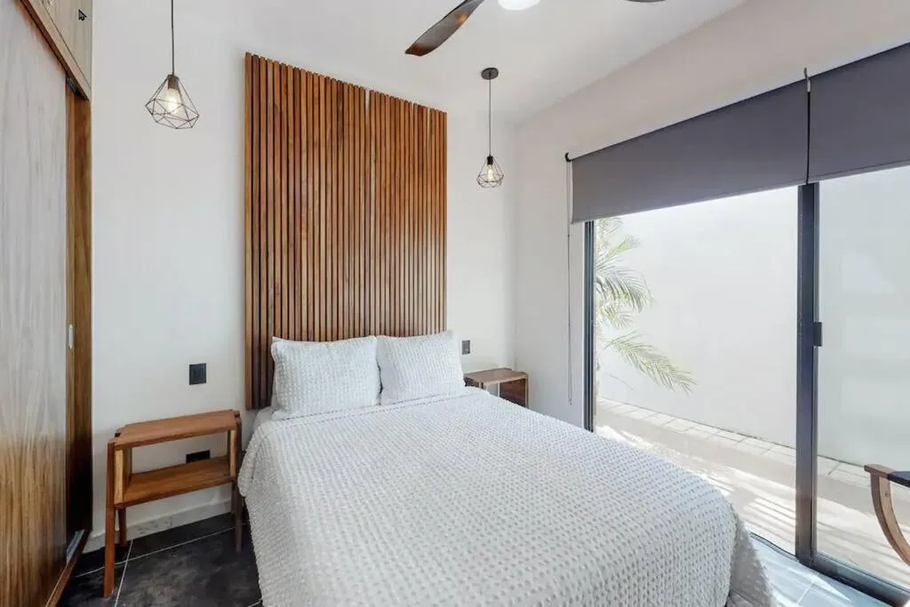 Bed in Contemporary poolside Condo, Wi-Fi - Paraiso Kaanal 101