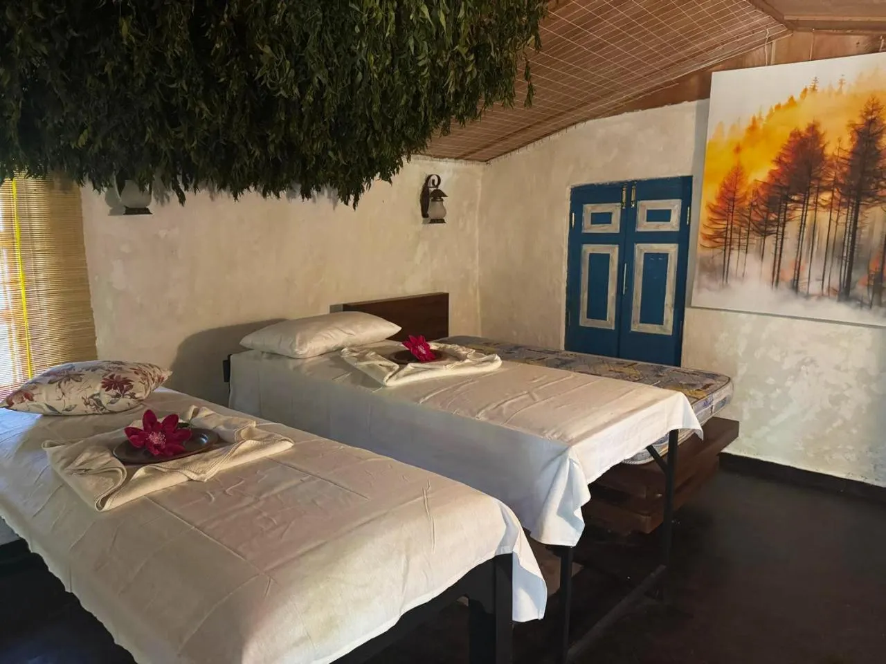 Massage, Bed in Steps Garden Resort