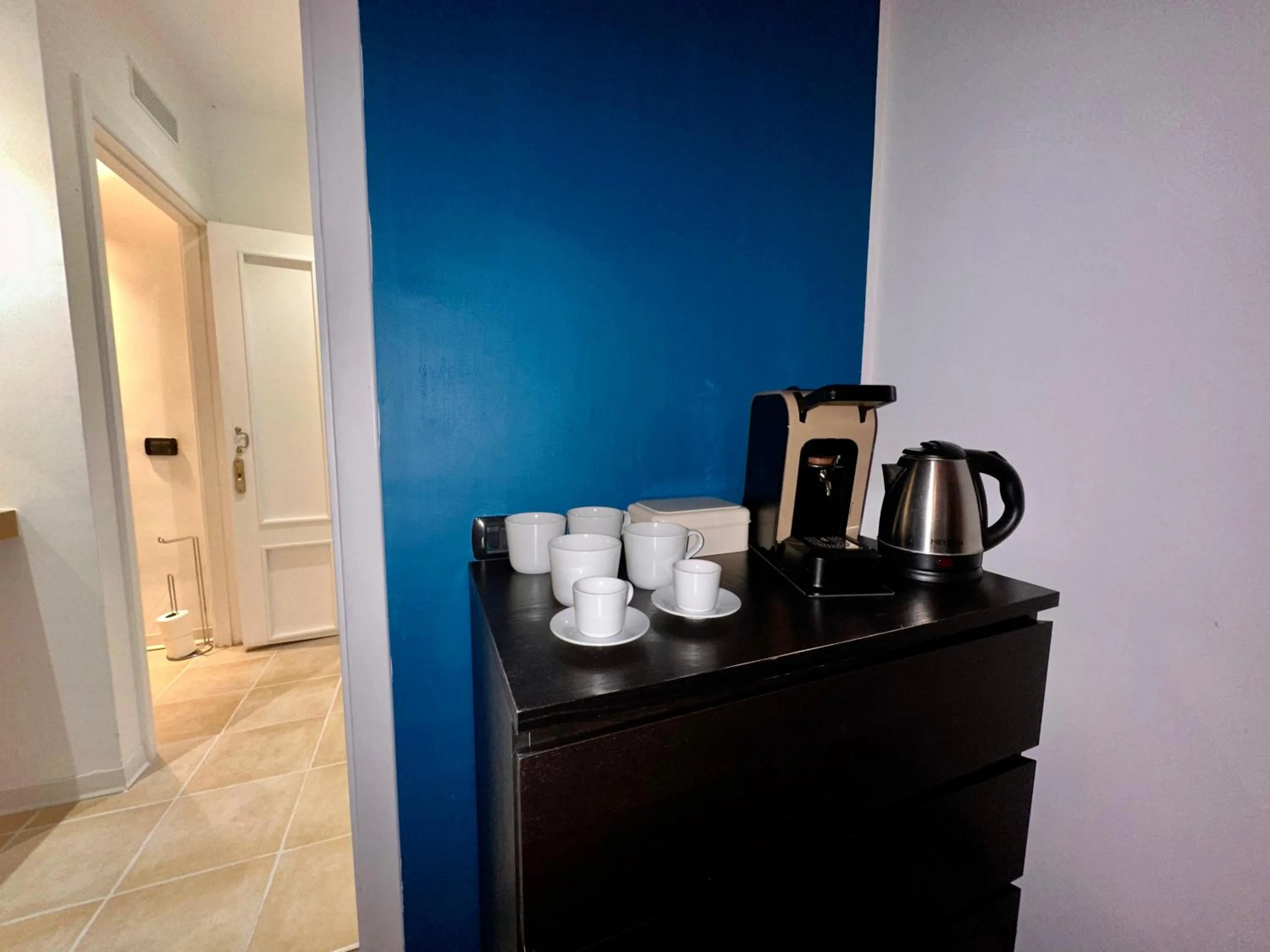 Coffee/tea facilities in Mammina Home