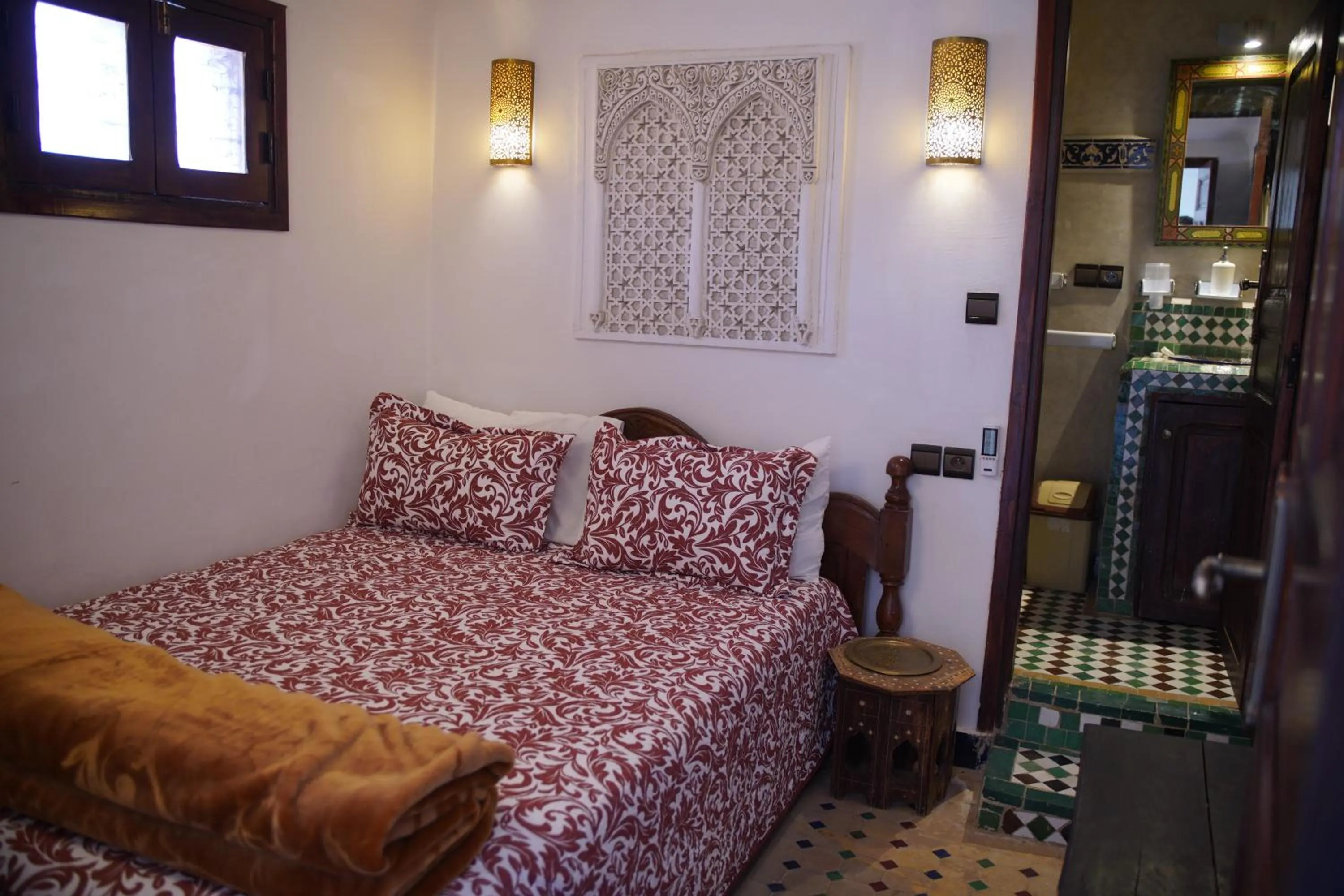 Bed in Riad Dar Chrifa - Luxury Escape