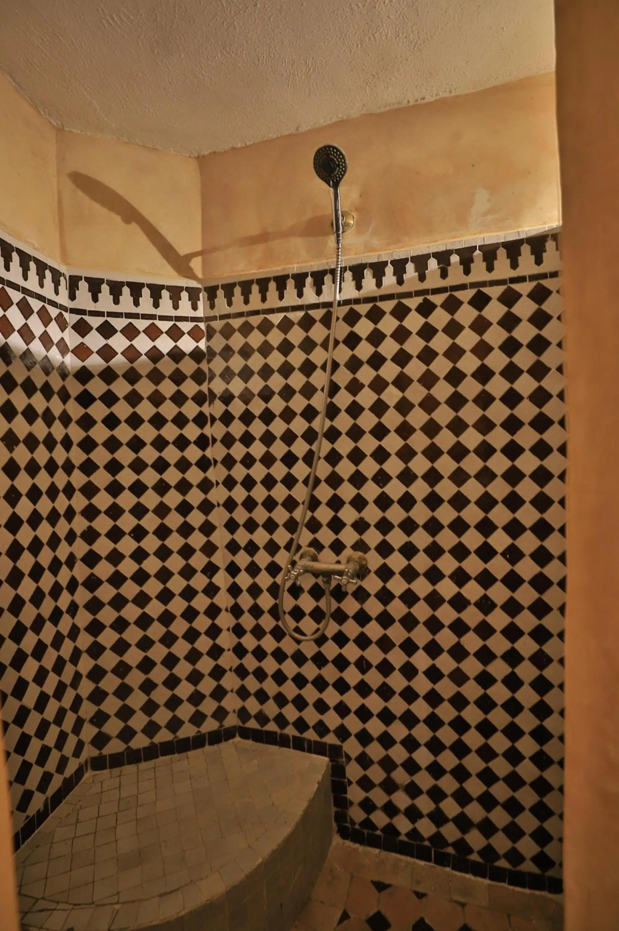 Riad Dar Chrifa - Luxury Escape