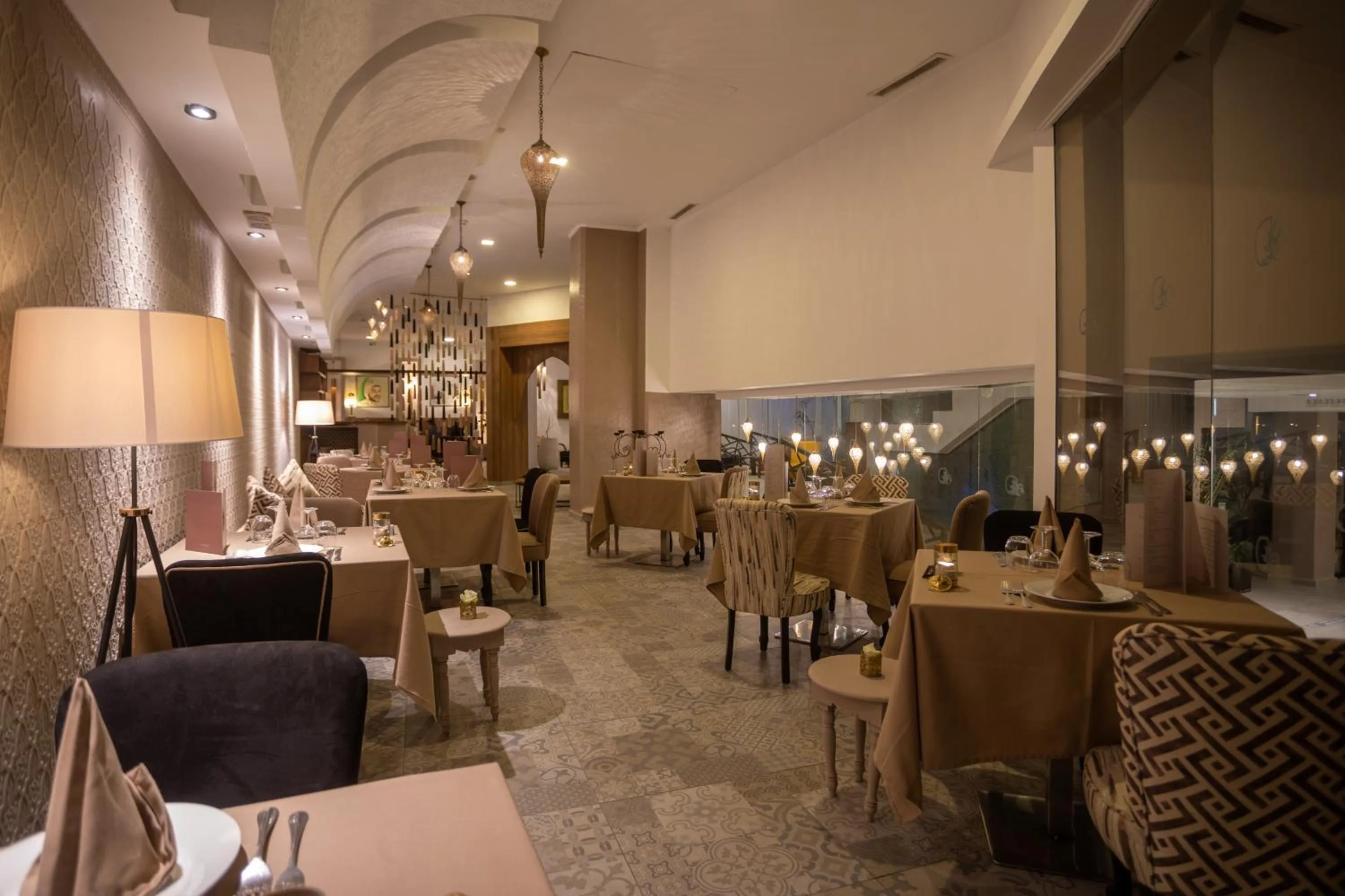 Restaurant/places to eat in Dellarosa Boutique Hotel and Spa