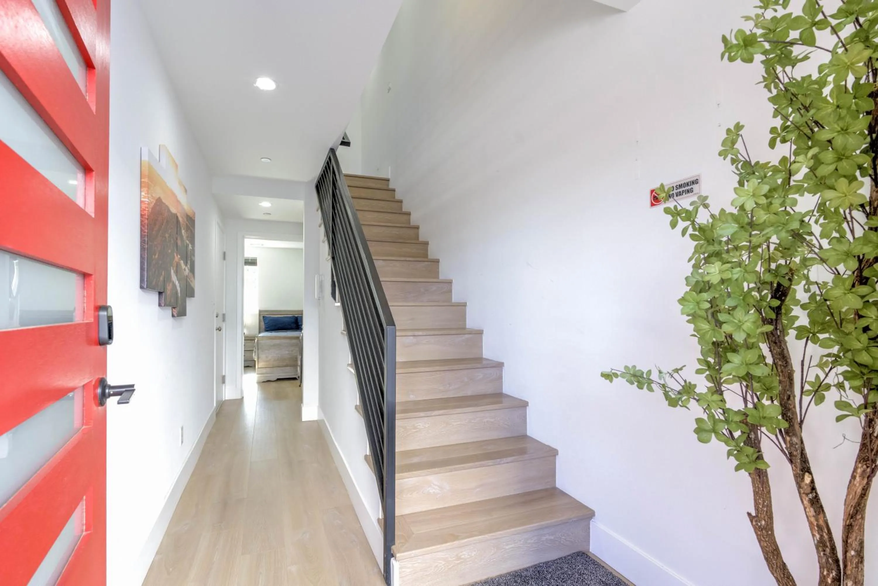 Property building in Modern Apartment in Studio City