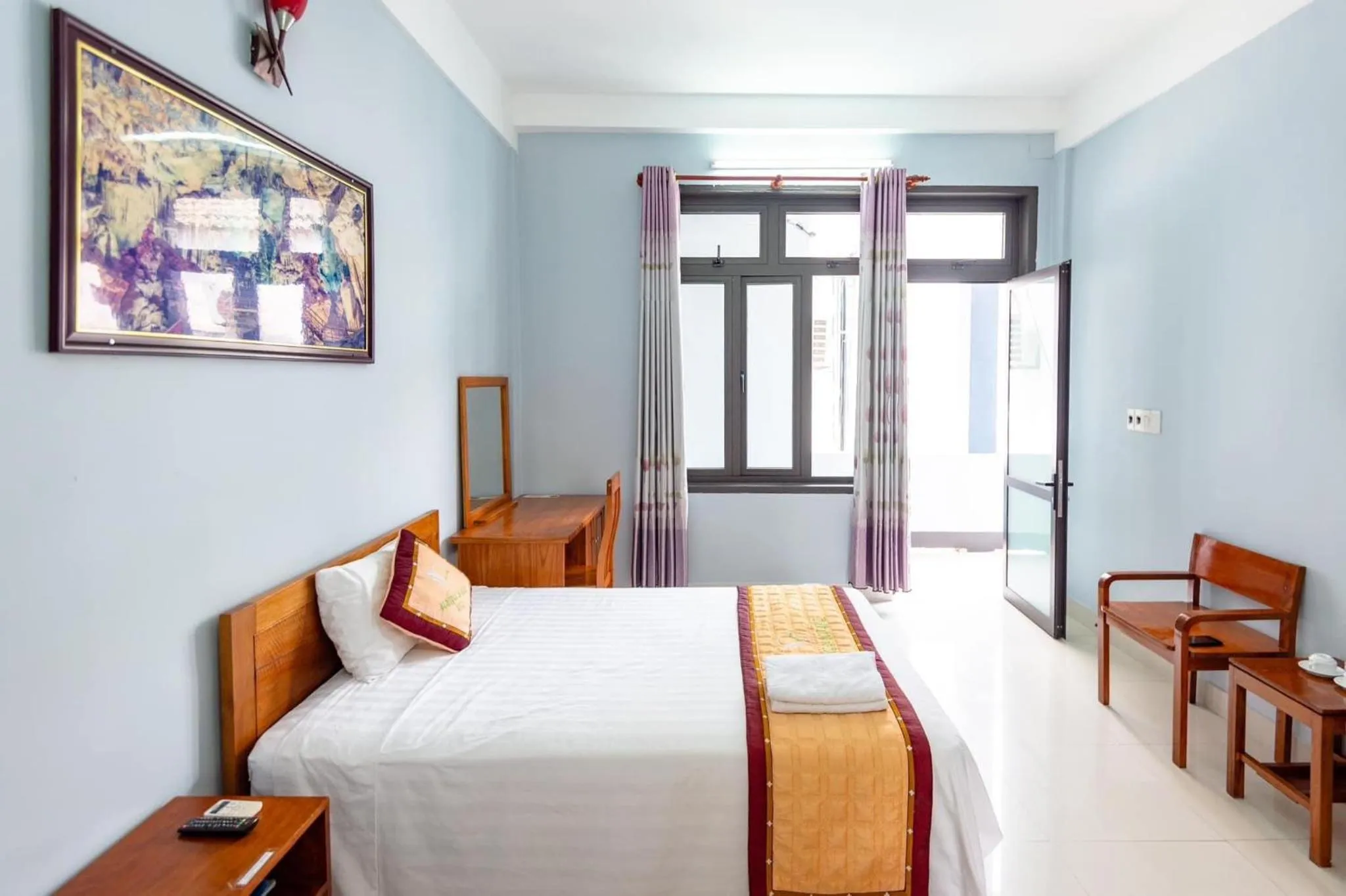 Bedroom in Heritage By Night