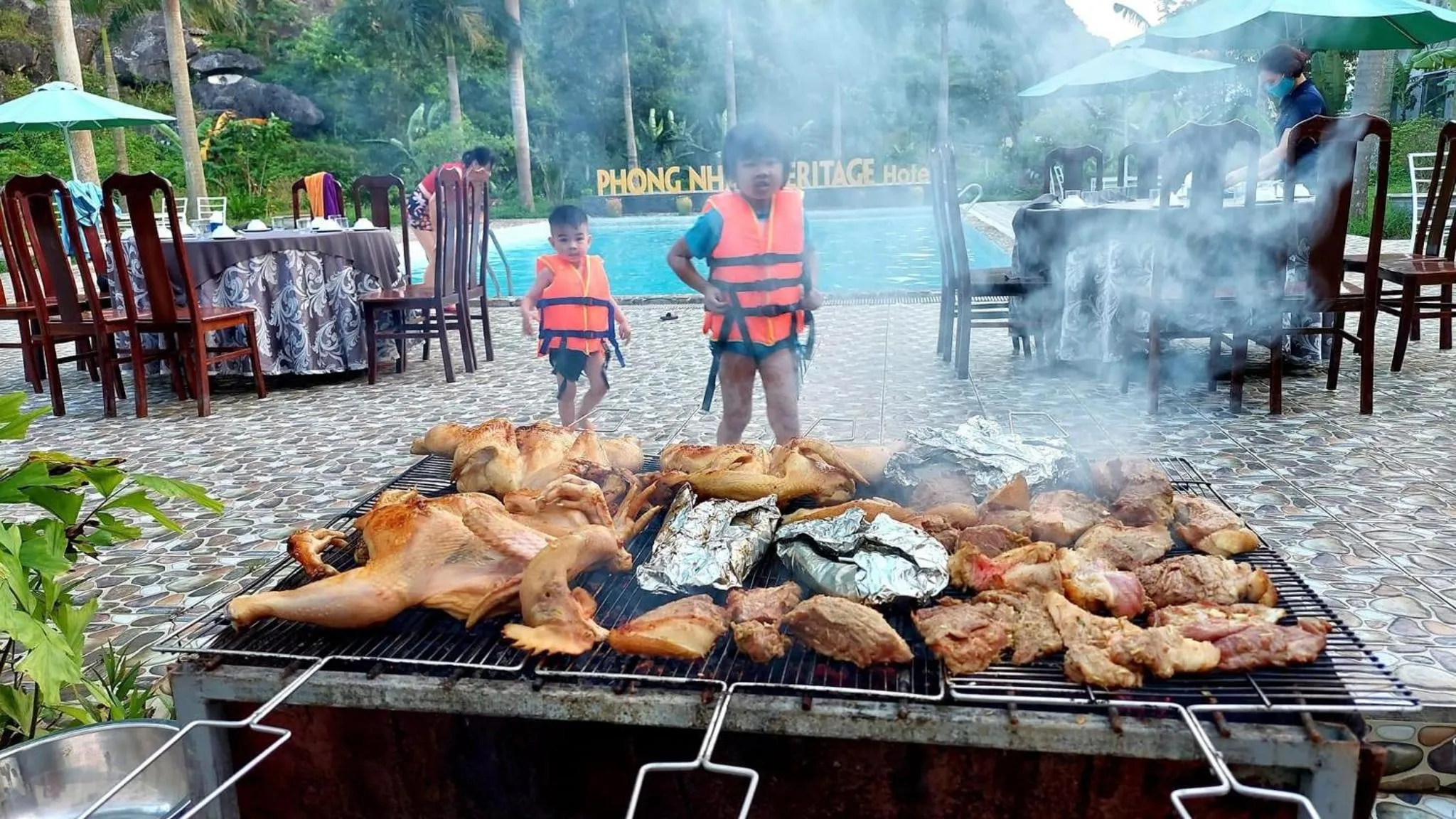 BBQ facilities in Heritage By Night