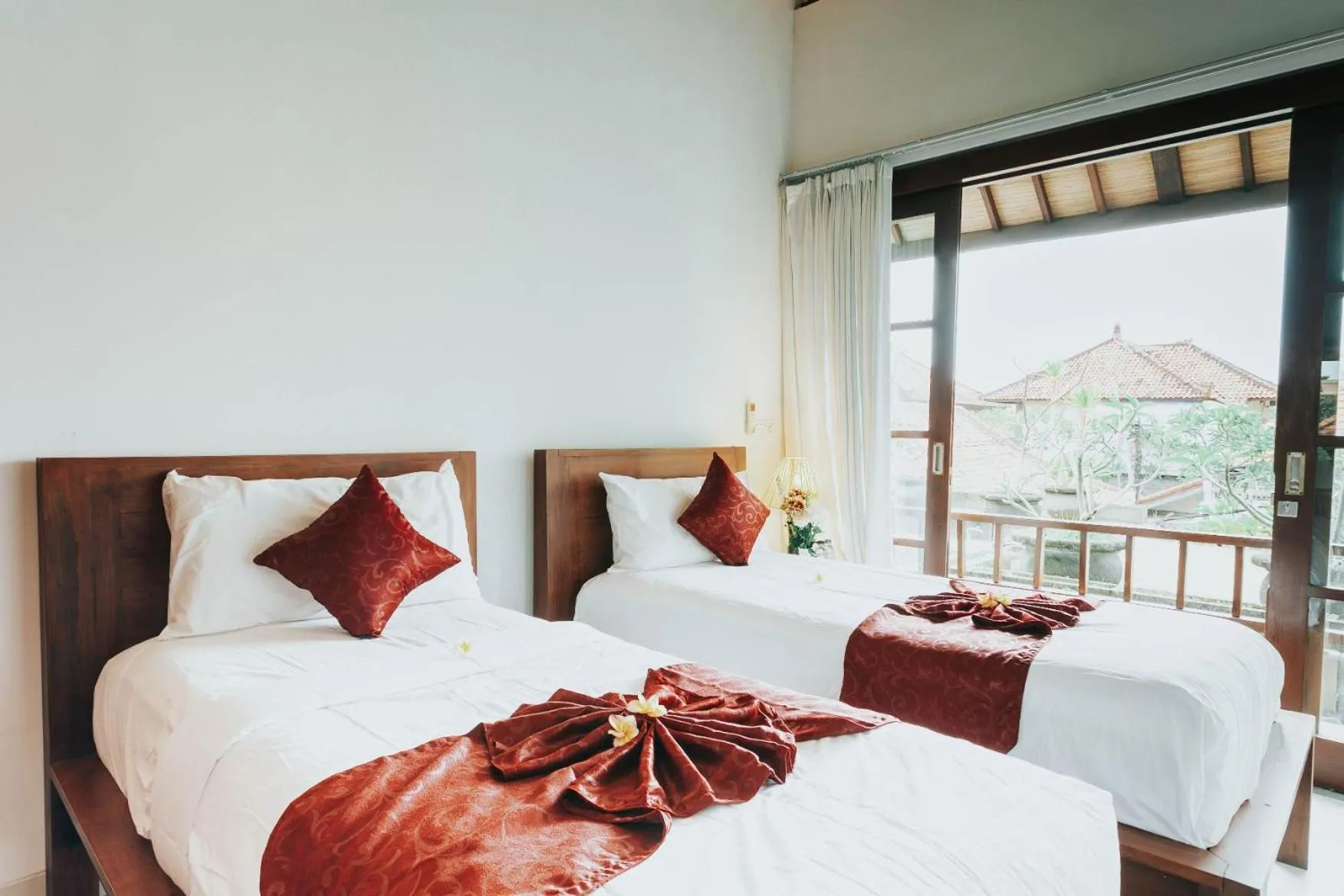 Bed in Villa Sukanami Sanur by ecommerceloka