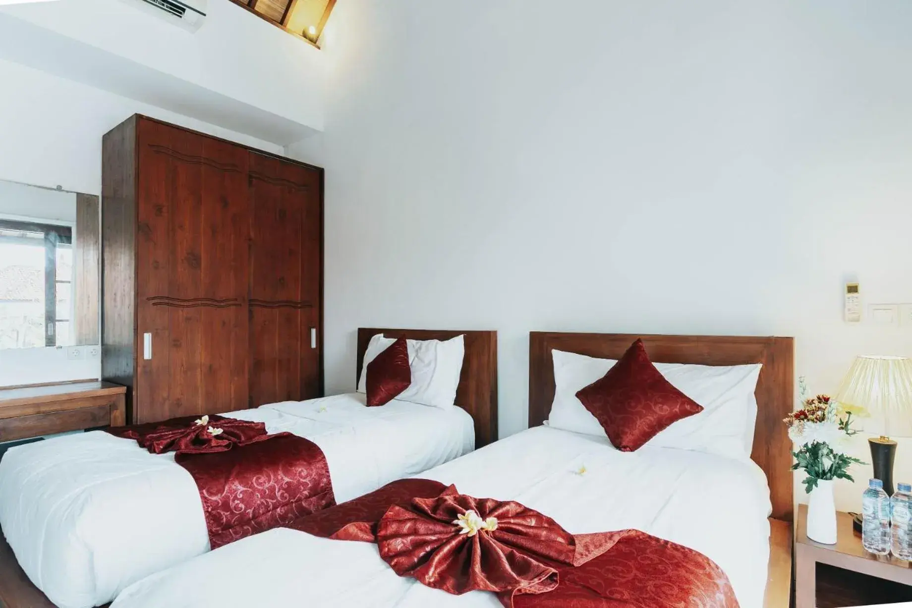Twin Room in Villa Sukanami Sanur by ecommerceloka Twin Room in Villa Sukanami Sanur by ecommerceloka