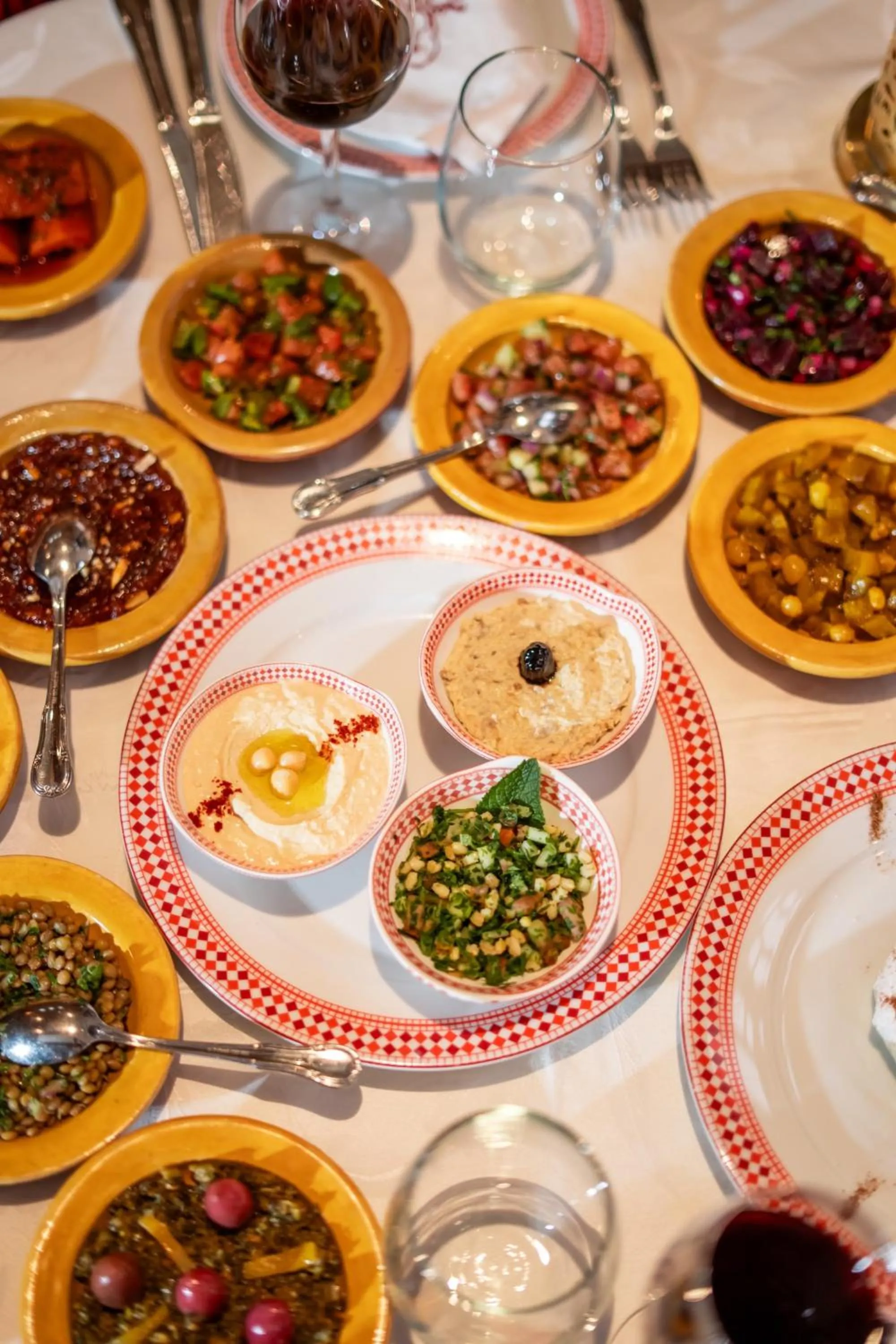 Restaurant/places to eat in Al Fassia Aguedal