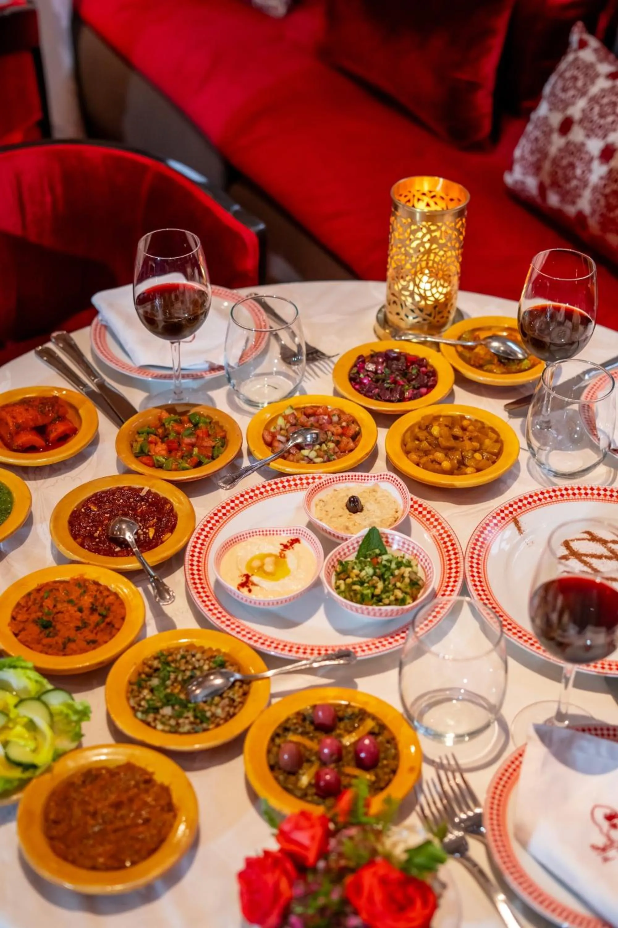 Restaurant/places to eat in Al Fassia Aguedal