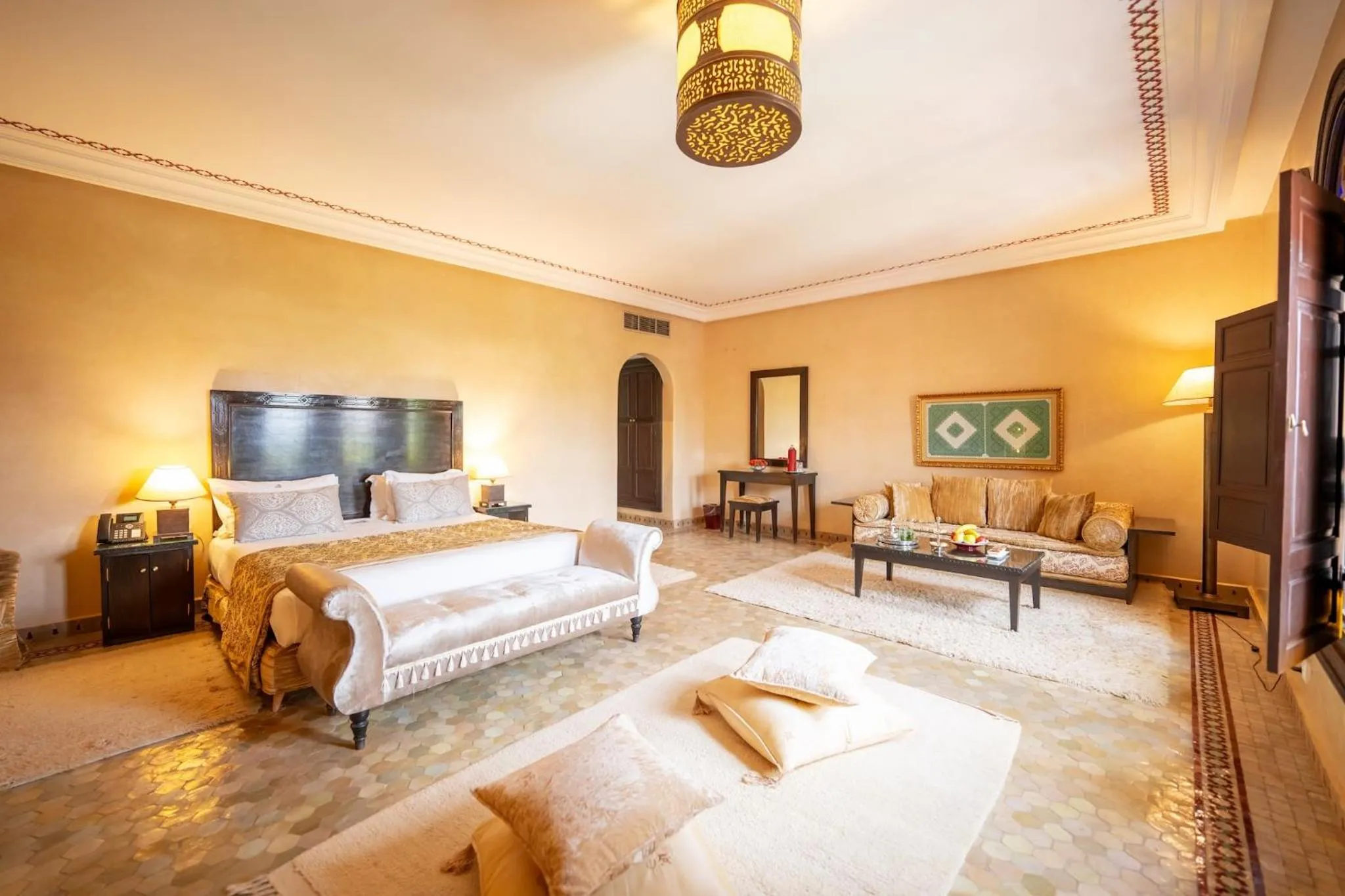 Bed in Al Fassia Aguedal