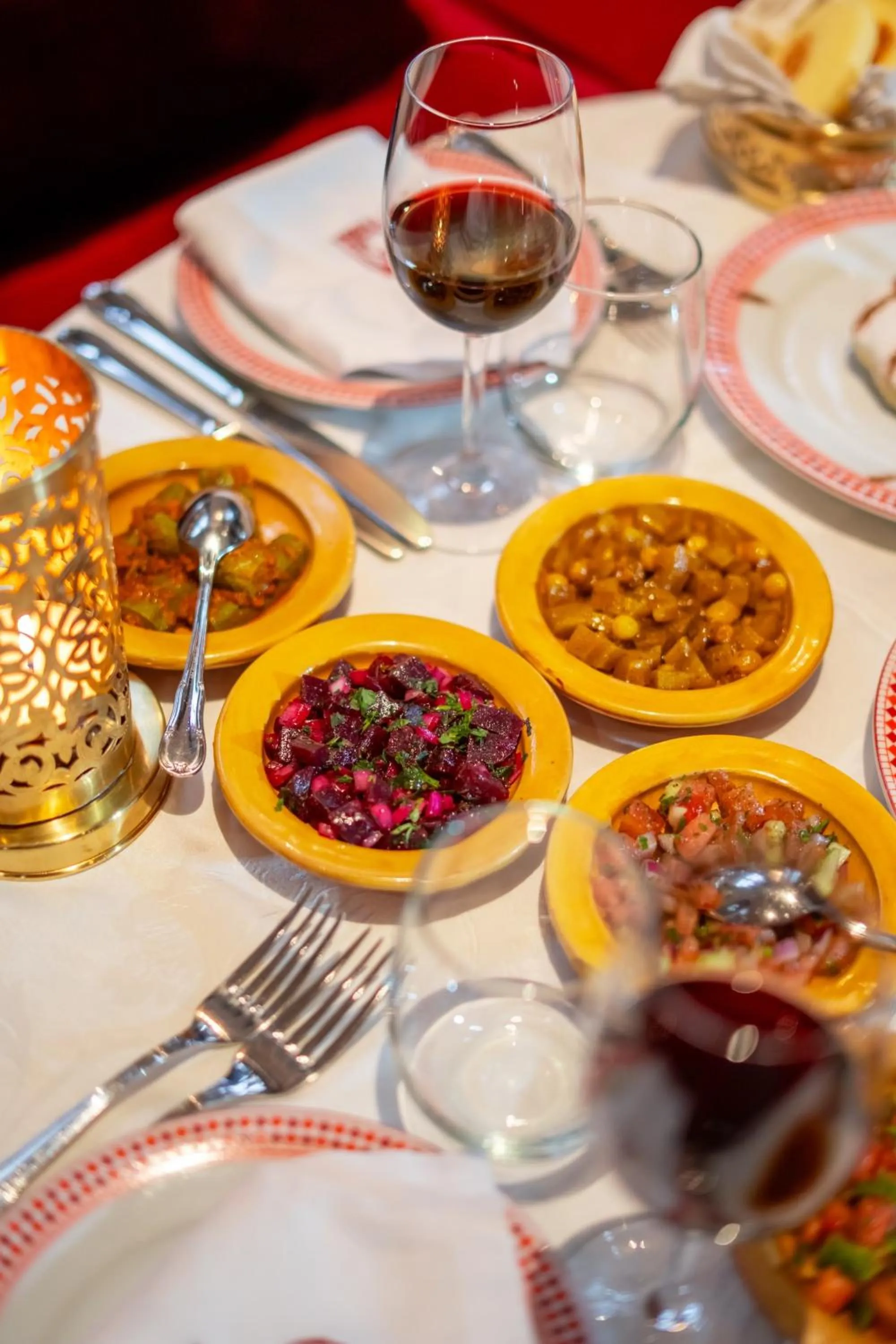 Restaurant/places to eat in Al Fassia Aguedal