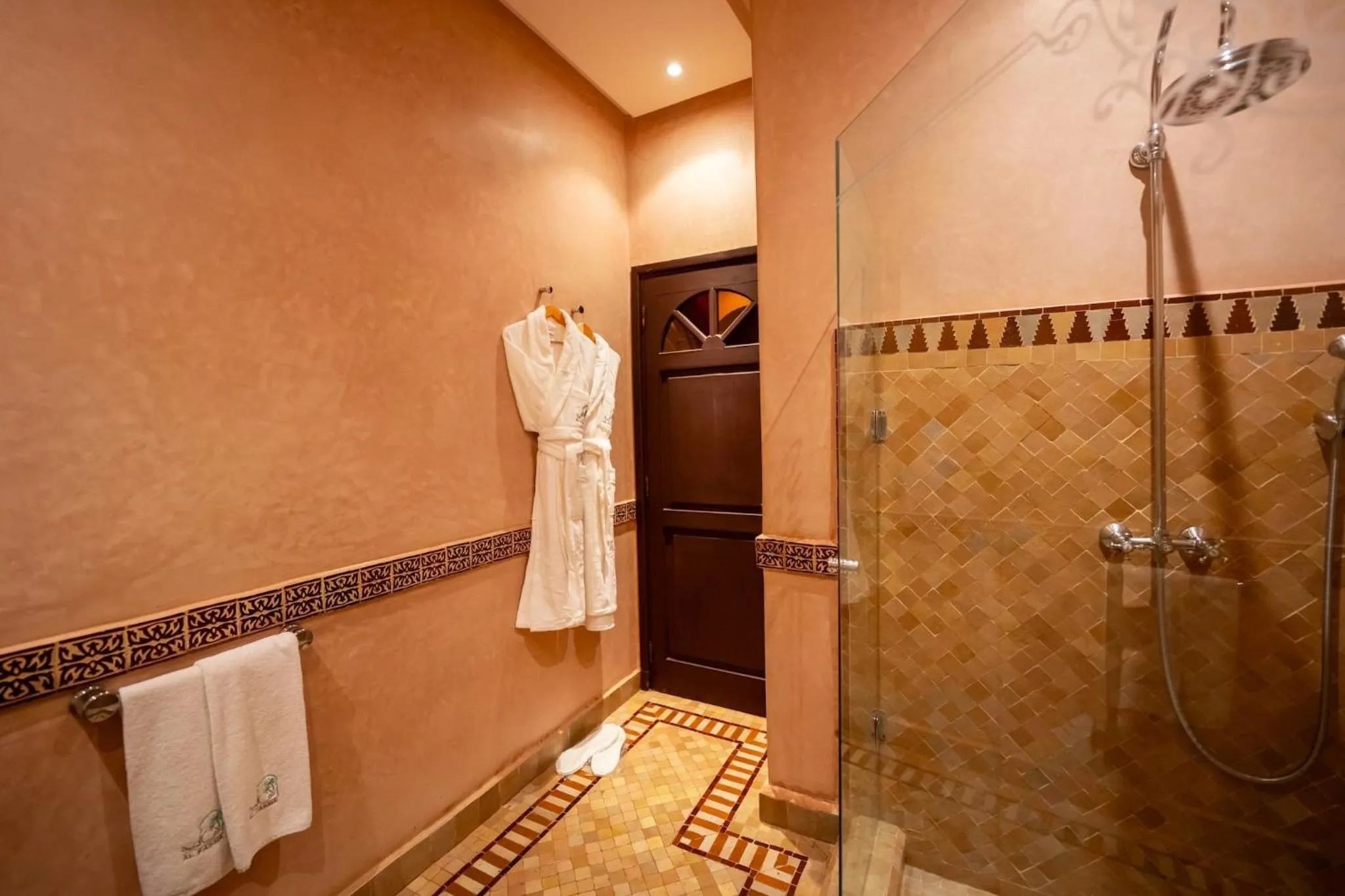 Shower in Al Fassia Aguedal