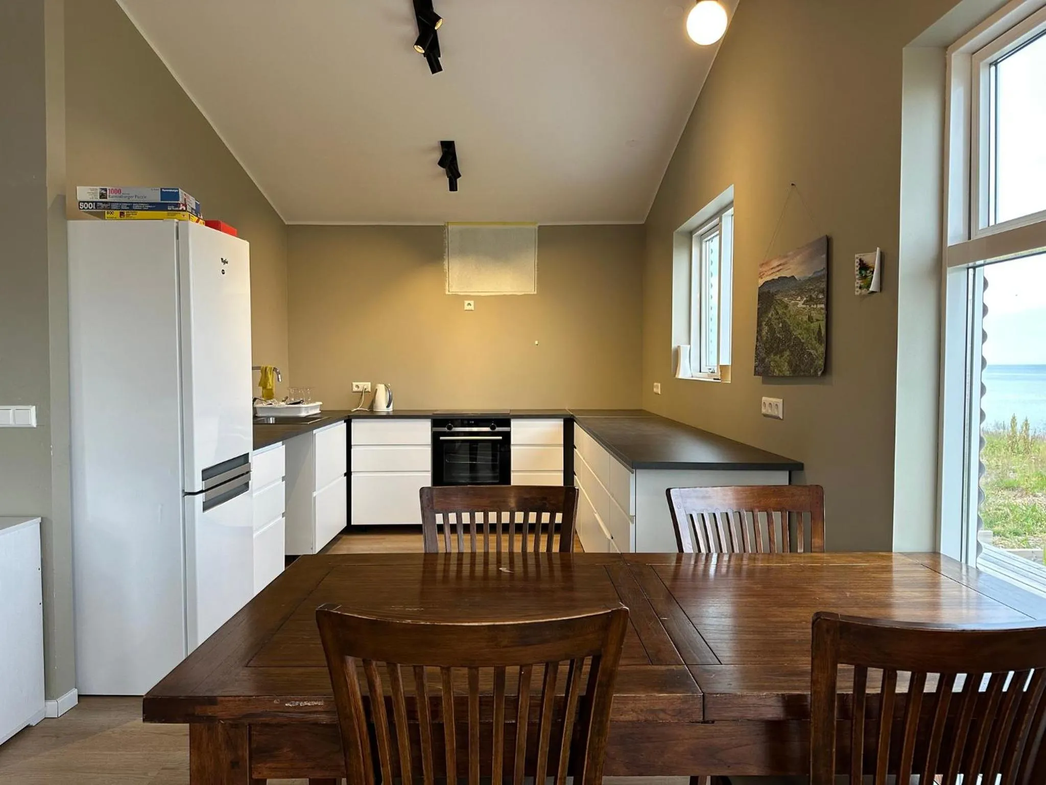 Communal kitchen in Álfheimar Hotel