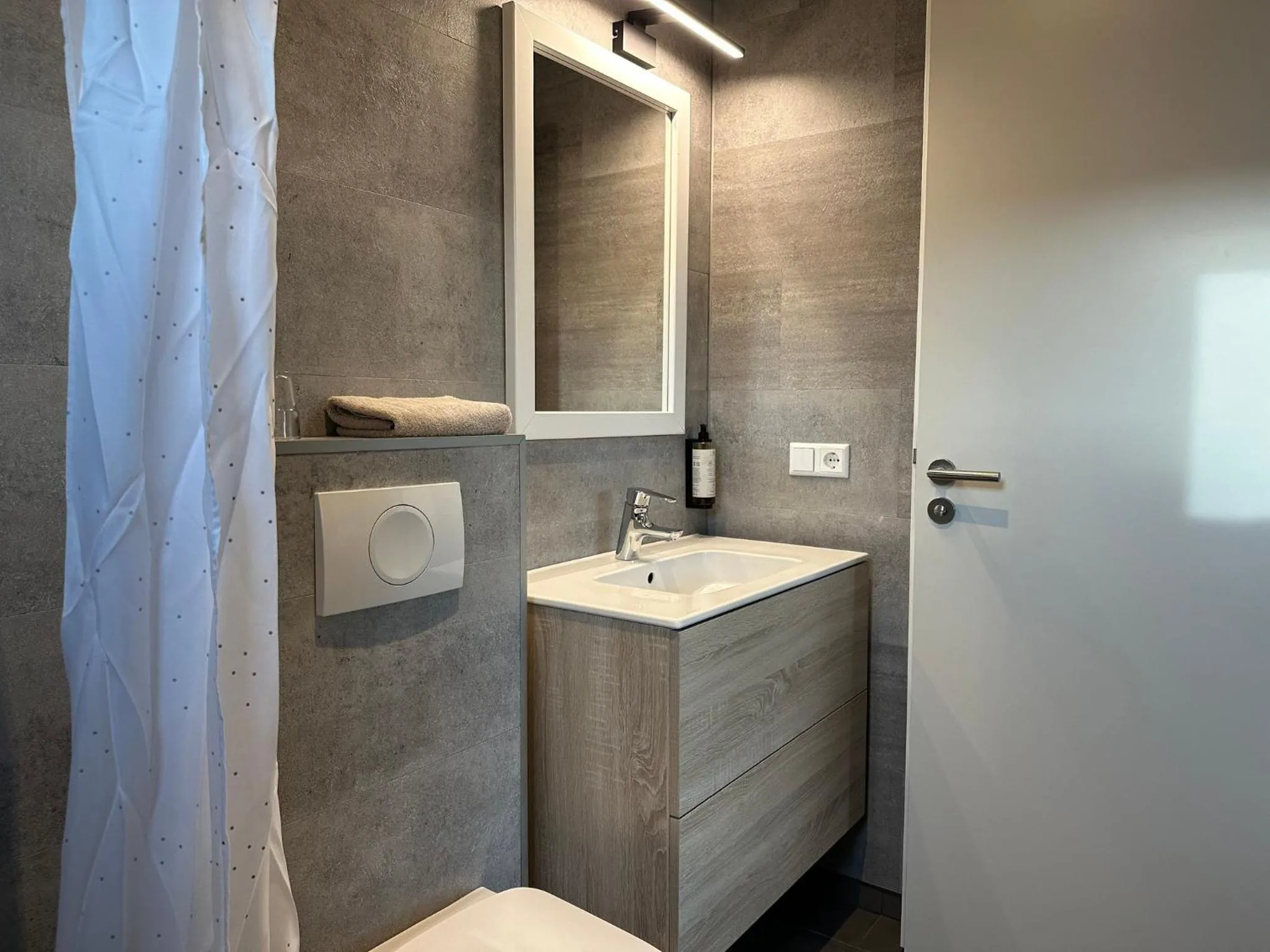 Bathroom in Álfheimar Hotel