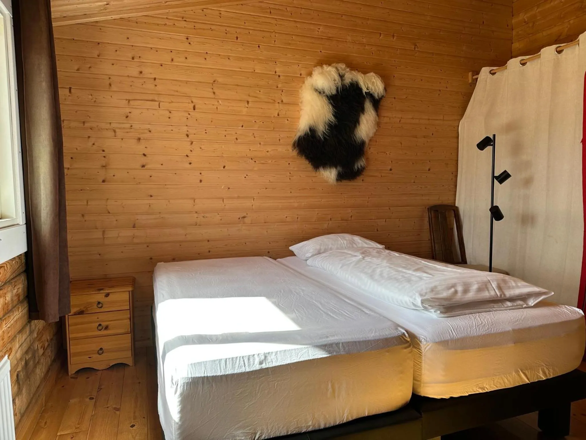 Bedroom, Bed in Álfheimar Hotel