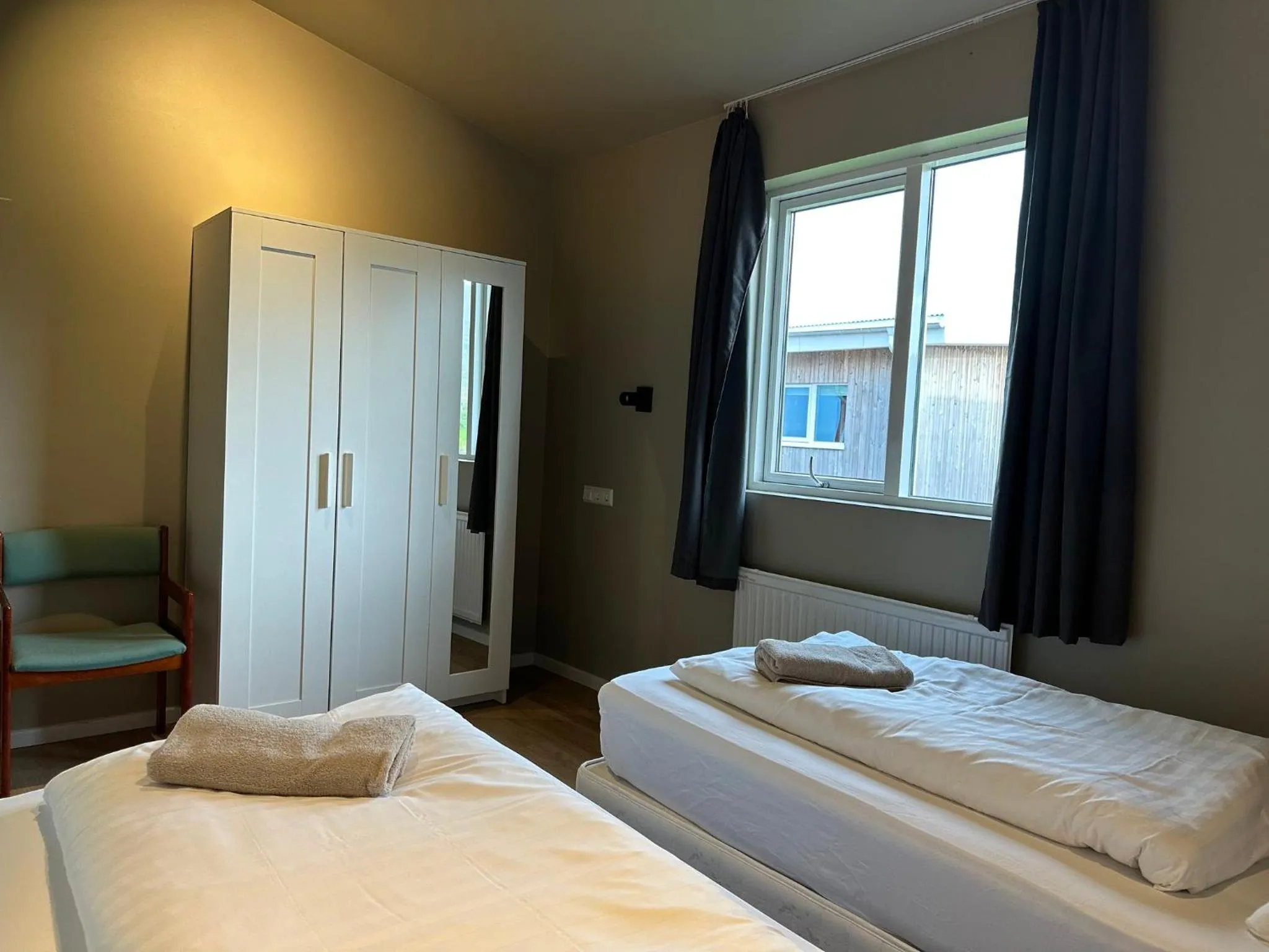 Bedroom, Bed in Álfheimar Hotel