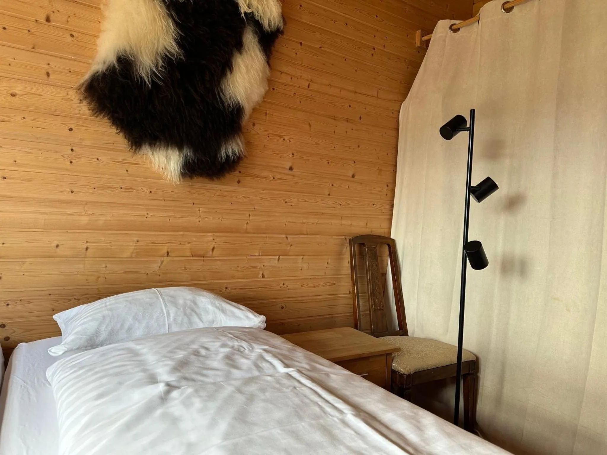Bedroom, Bed in Álfheimar Hotel