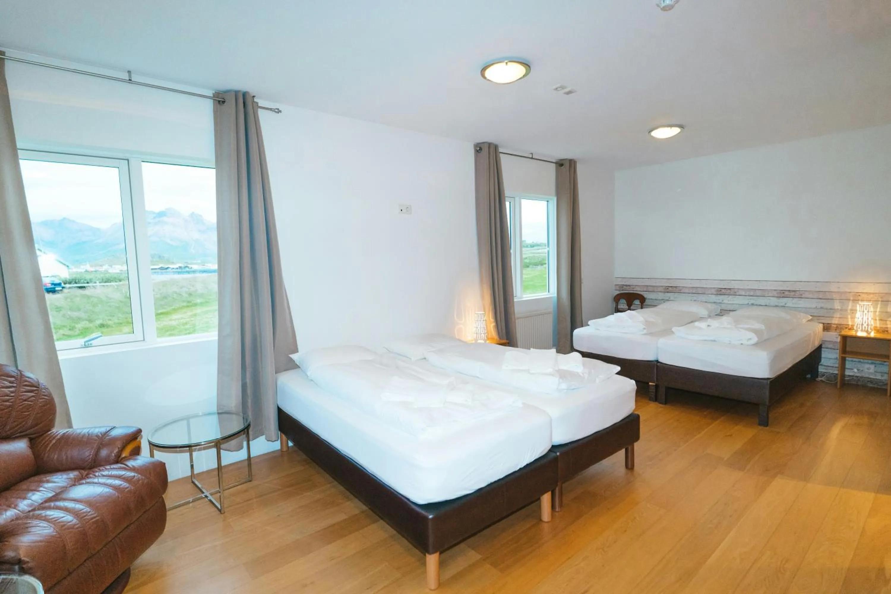 Bedroom, Bed in Álfheimar Hotel