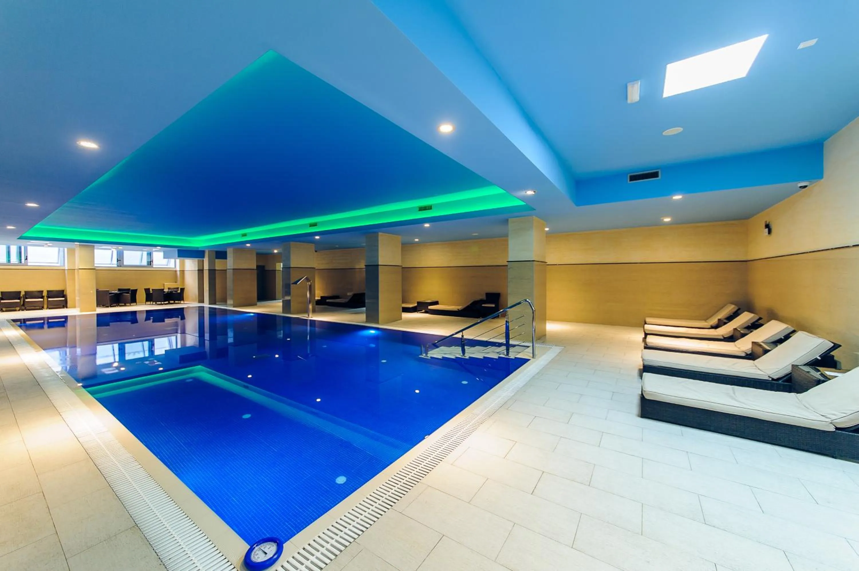 Swimming pool in Vile Oliva Hotel & Resort