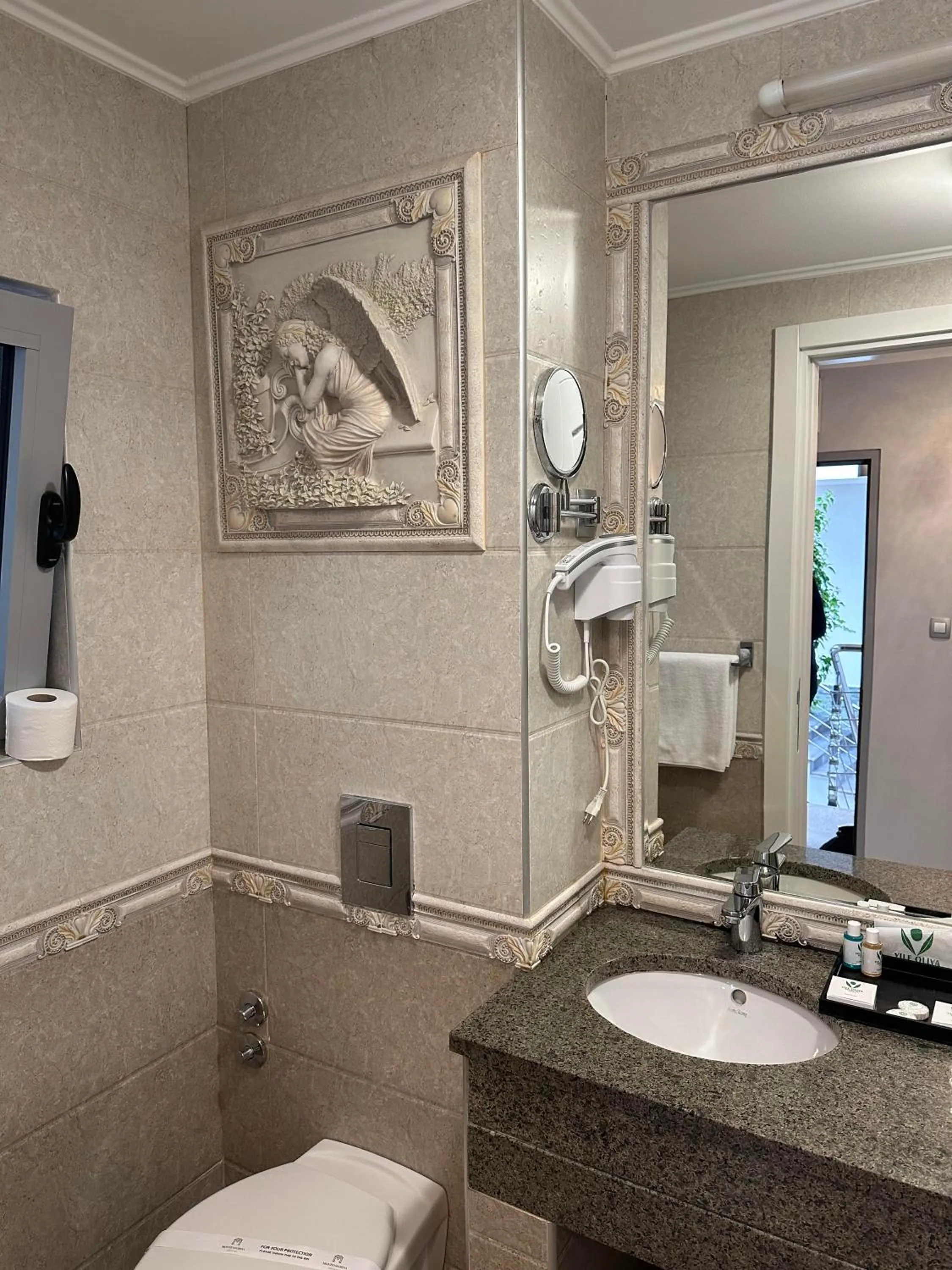 Toilet in Vile Oliva Hotel & Resort