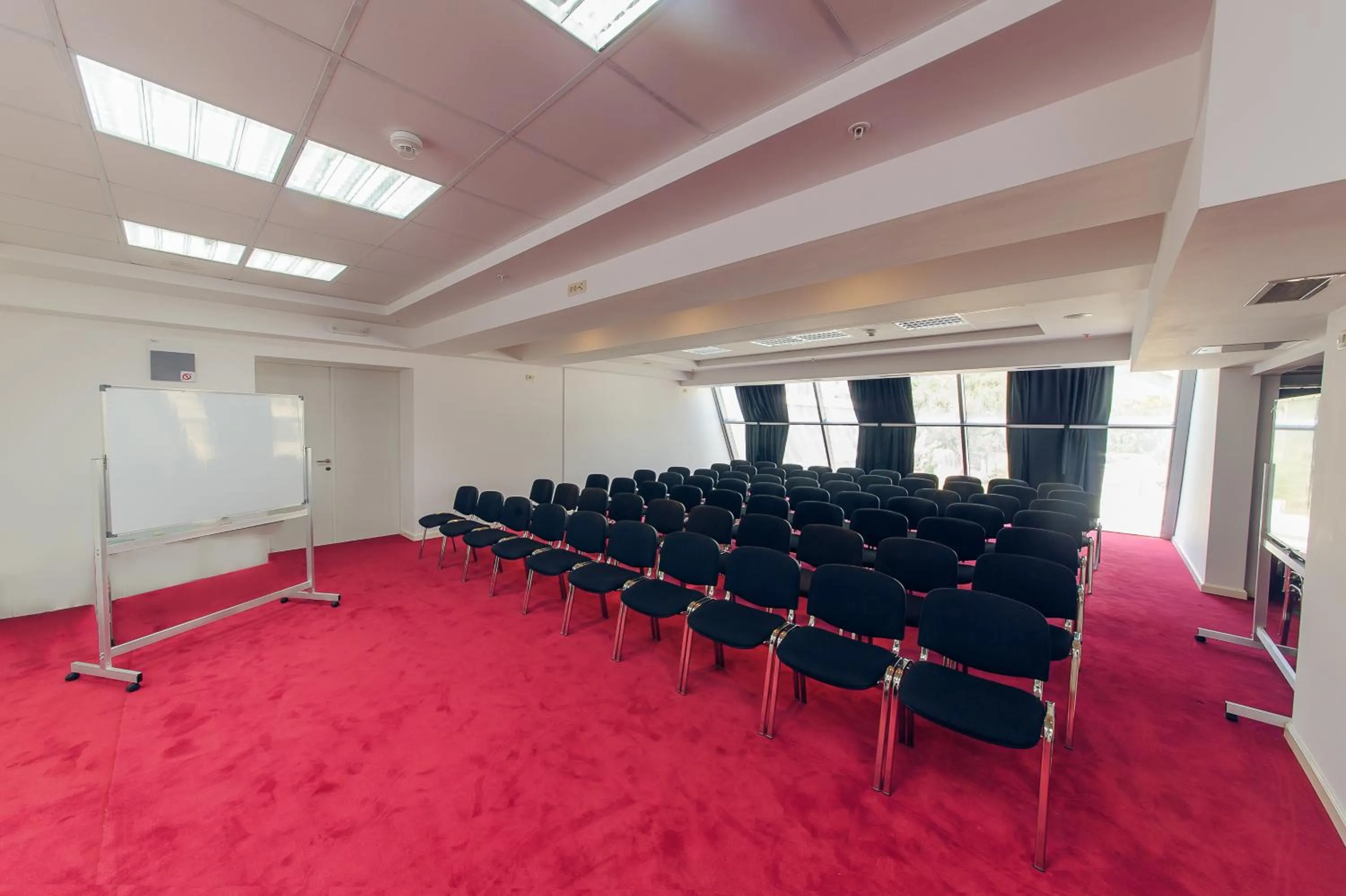 Business facilities in Vile Oliva Hotel & Resort