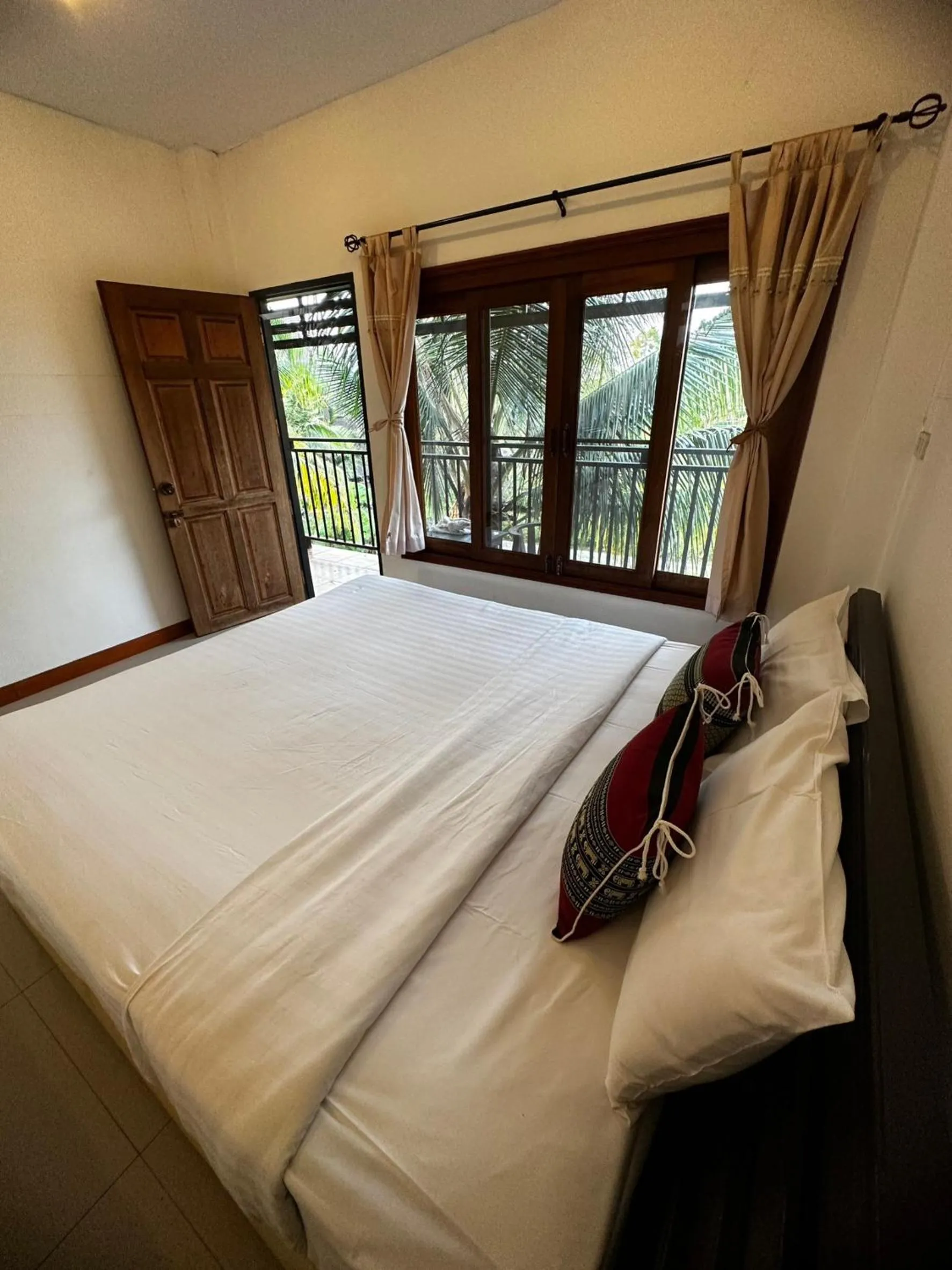 Bed in Soft Resort Kad Farang Hangdong