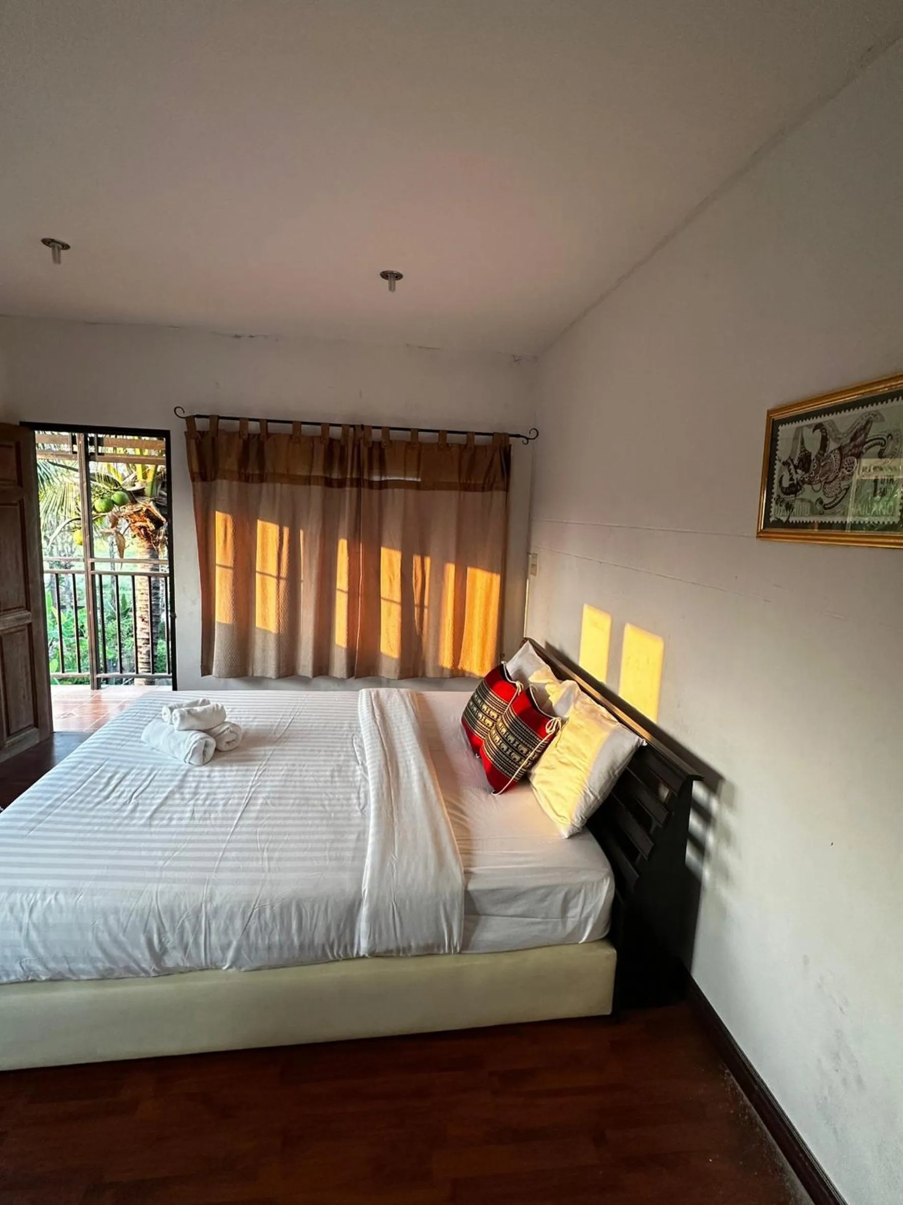 Bed in Soft Resort Kad Farang Hangdong