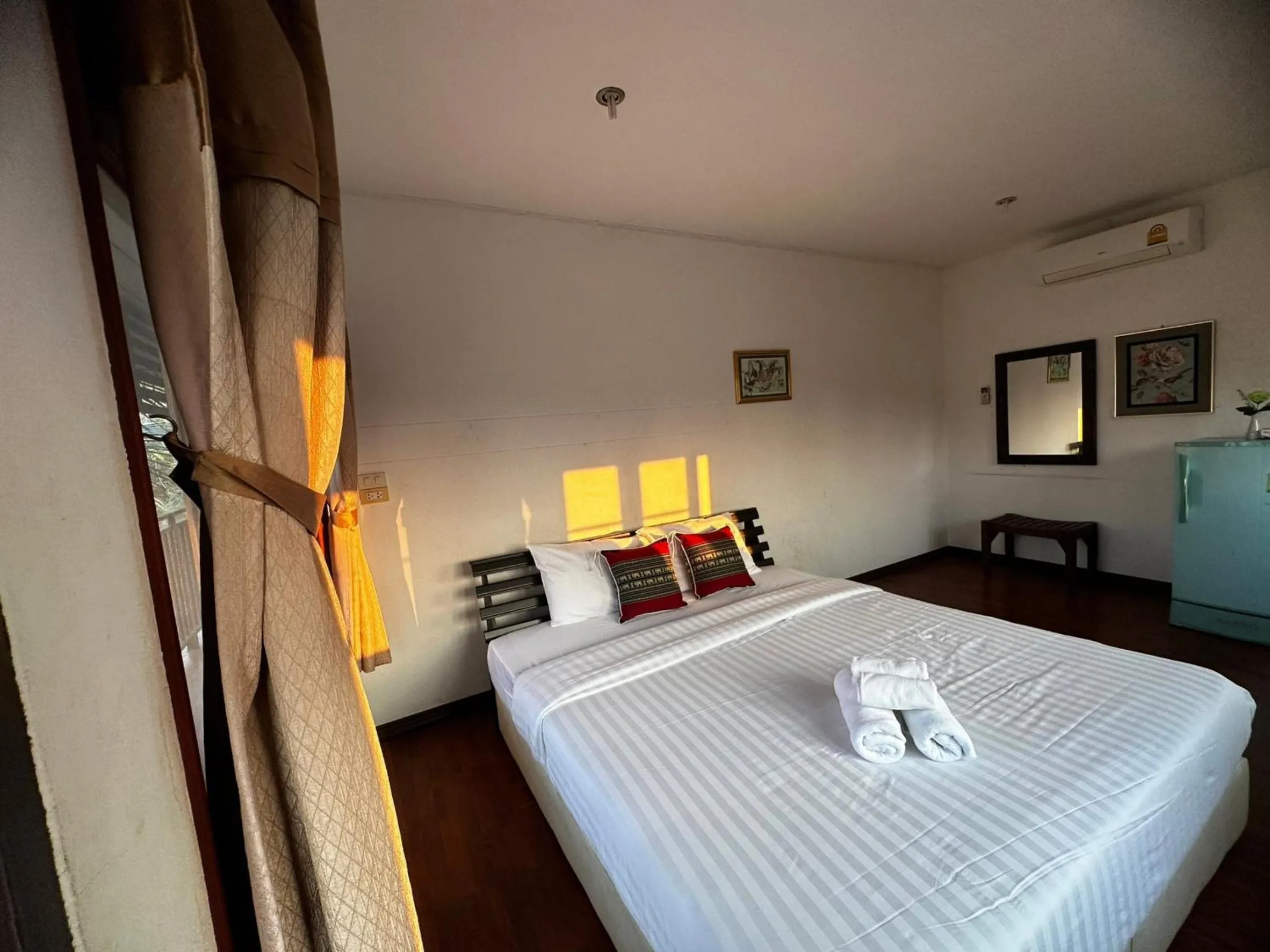 Photo of the whole room, Bed in Soft Resort Kad Farang Hangdong