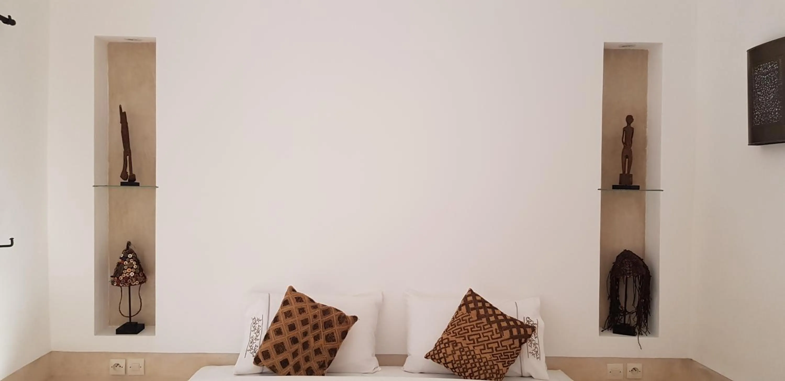 Photo of the whole room in Riad Les 5 Soeurs